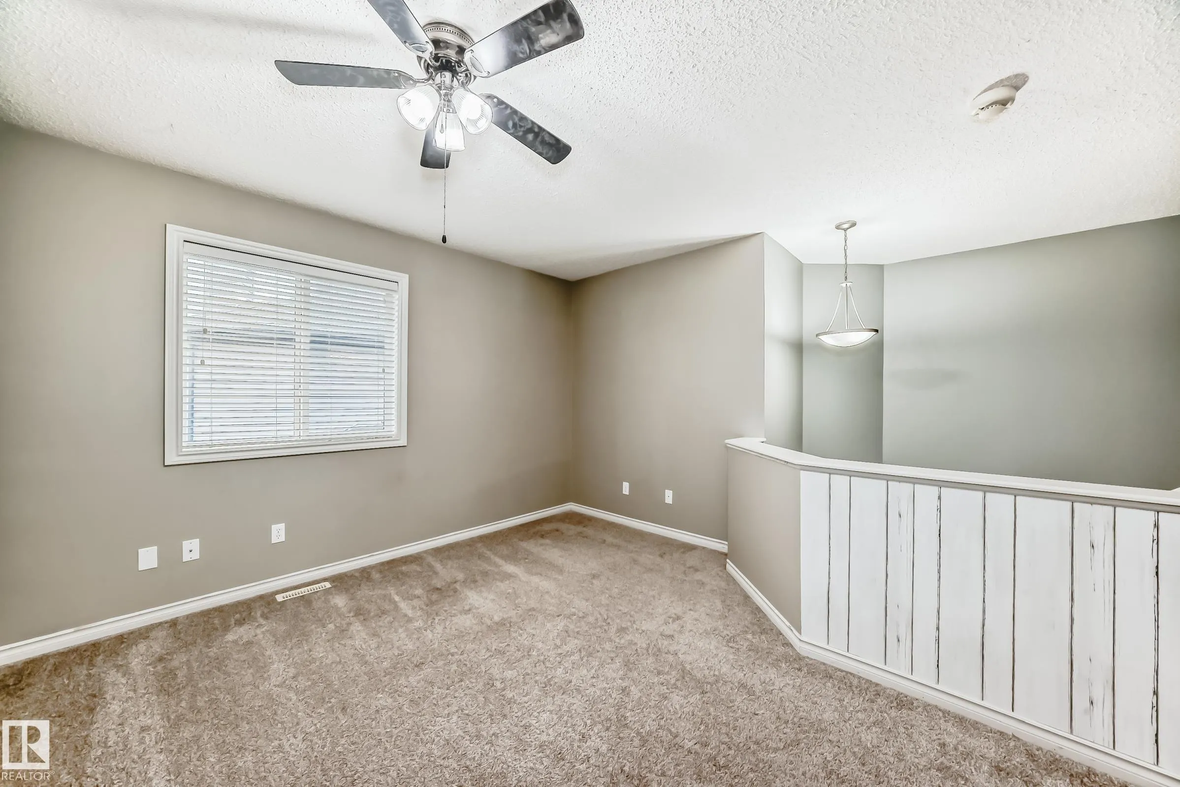 83 VAUGHN Avenue