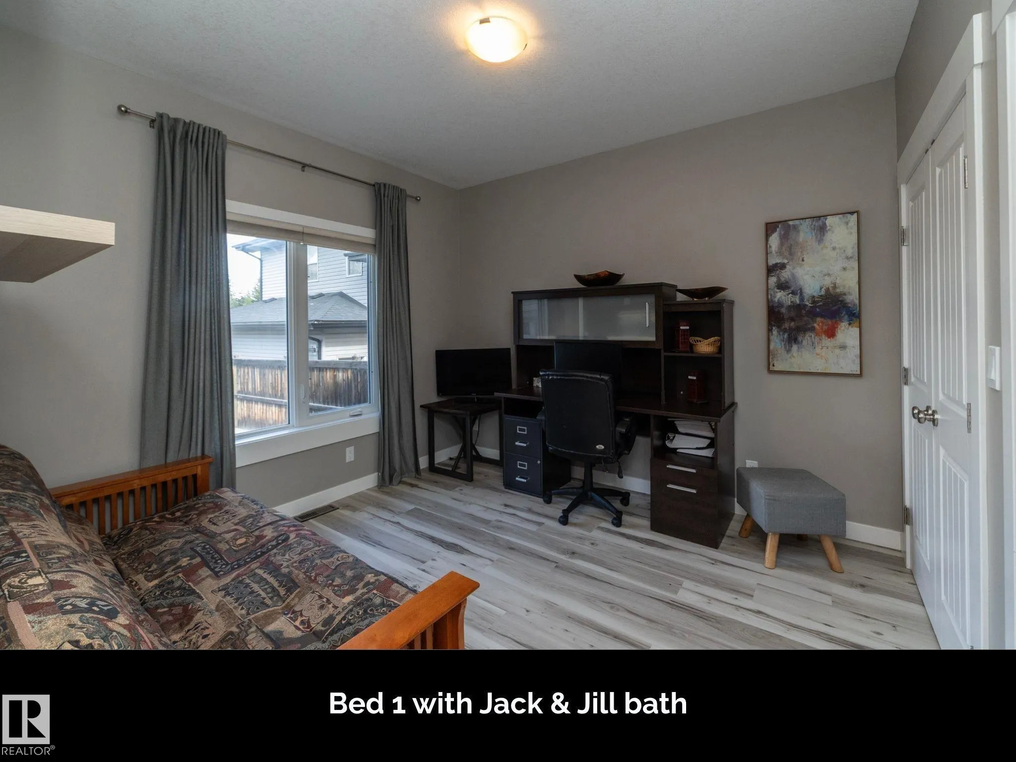 251 RAVINE Drive