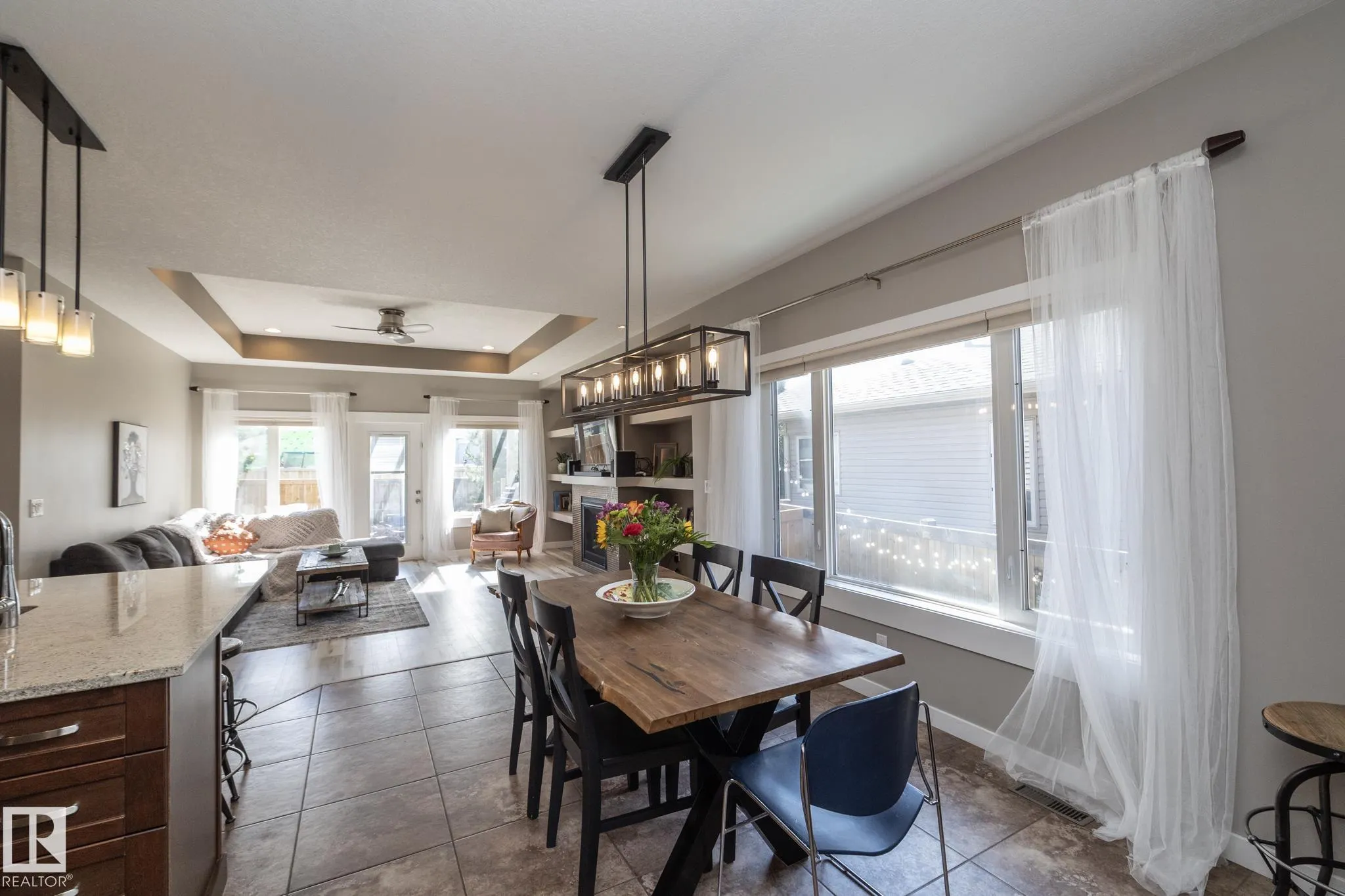251 RAVINE Drive