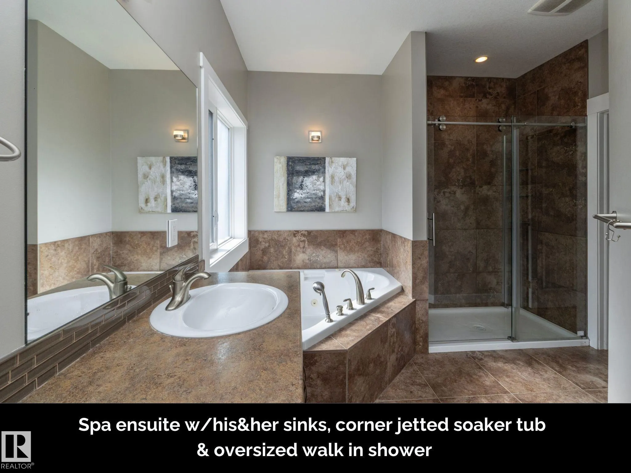 251 RAVINE Drive