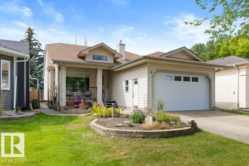 19 OAKLAND Way