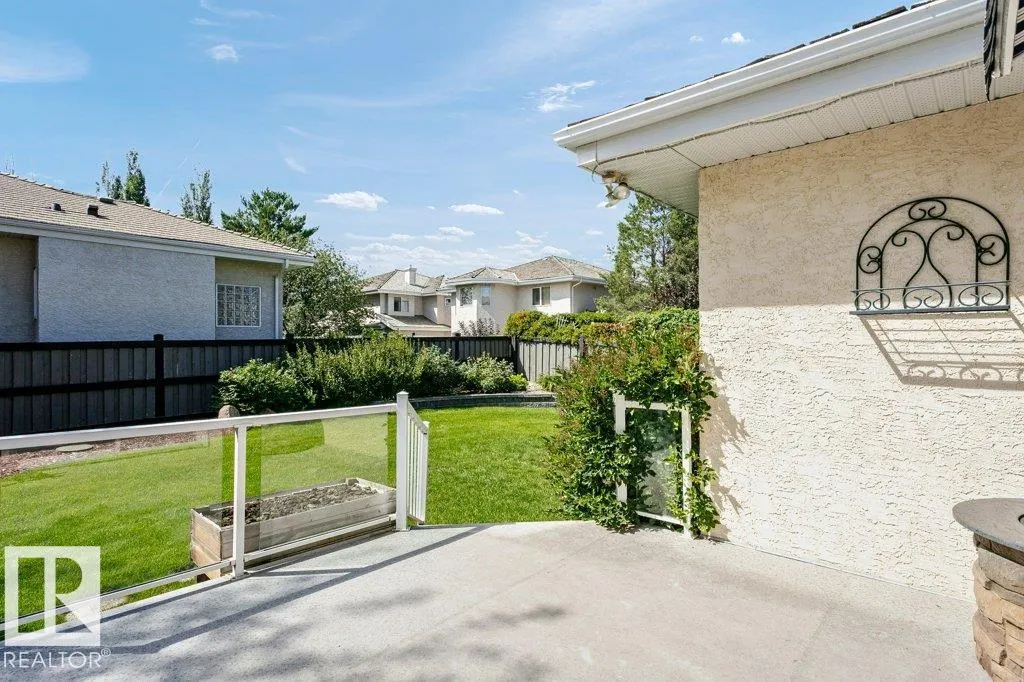 935 HEACOCK Road