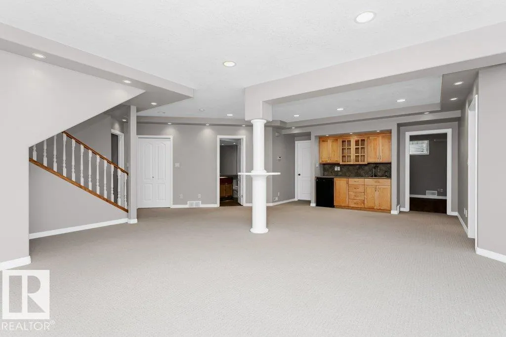 935 HEACOCK Road
