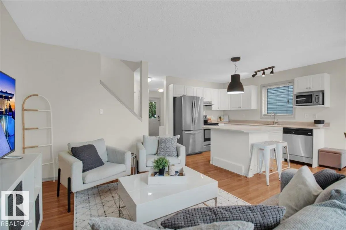287 MACEWAN Road