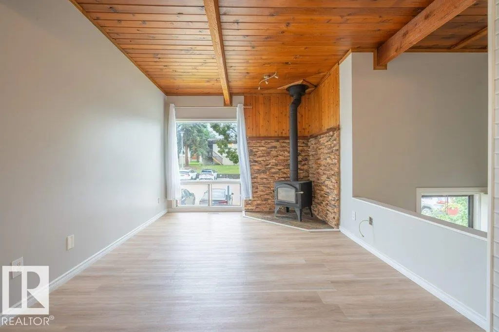502 LEE RIDGE Road