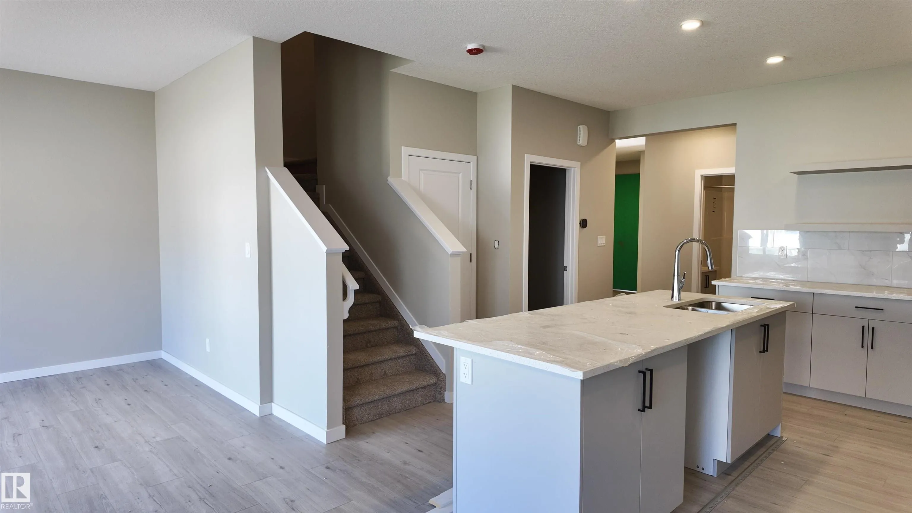 2364 Muckleplum Way