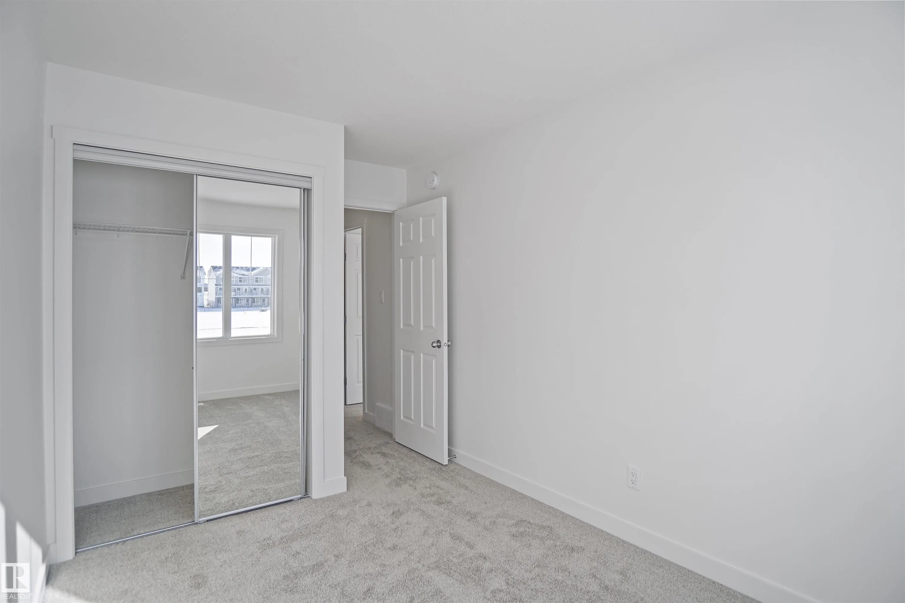 1722 WESTERRA Wynd