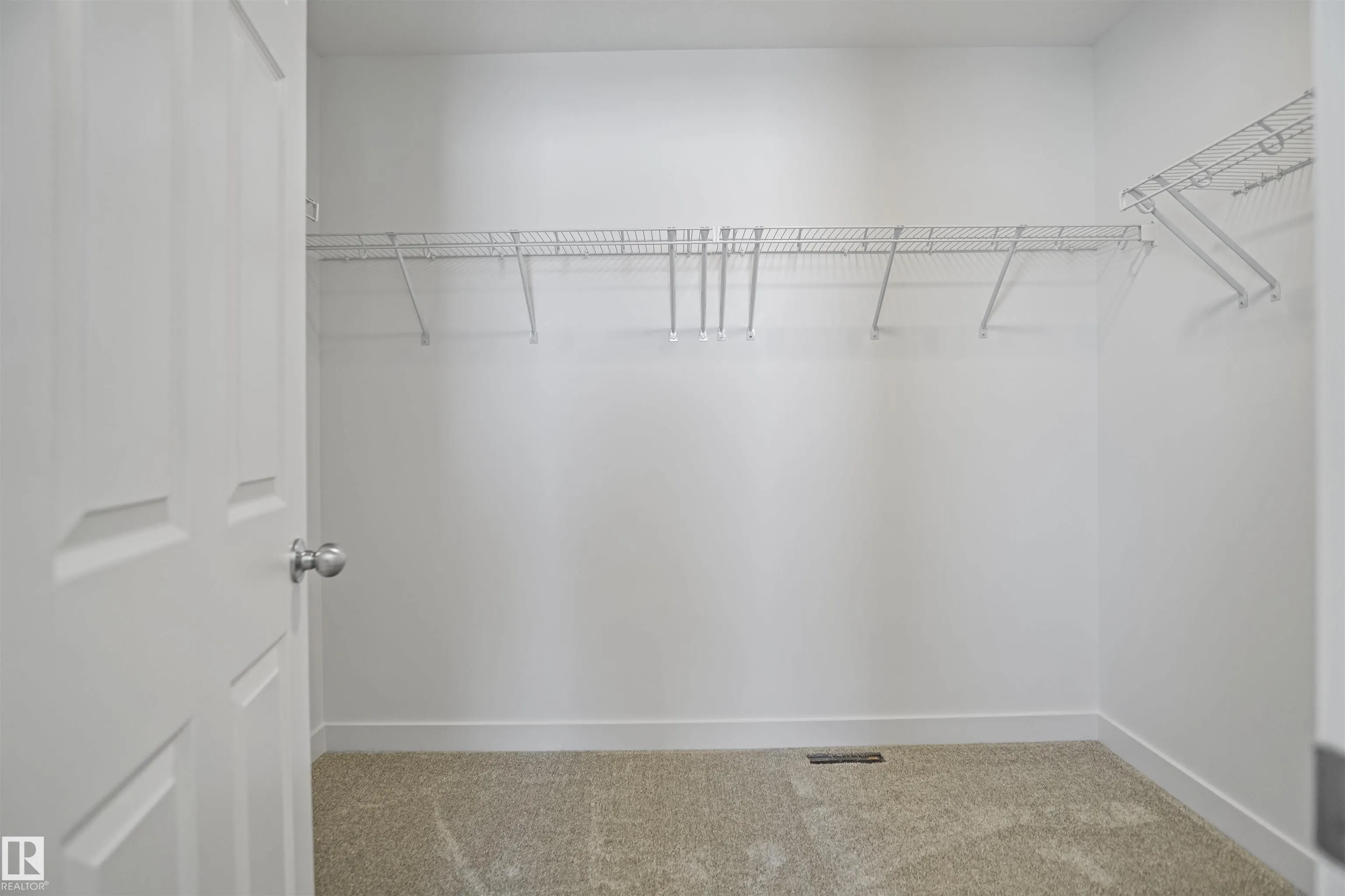 1722 WESTERRA Wynd