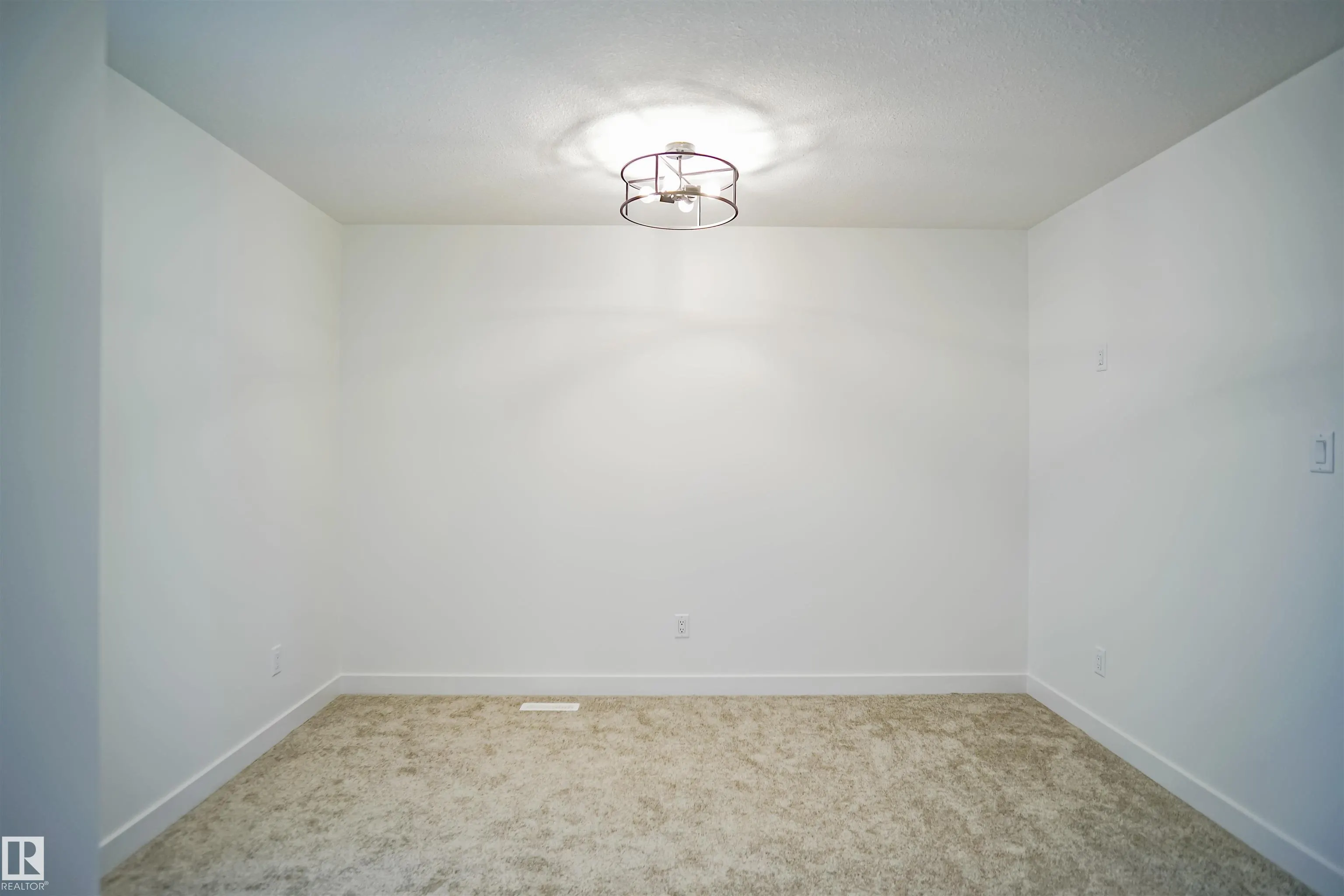 1724 WESTERRA Wynd
