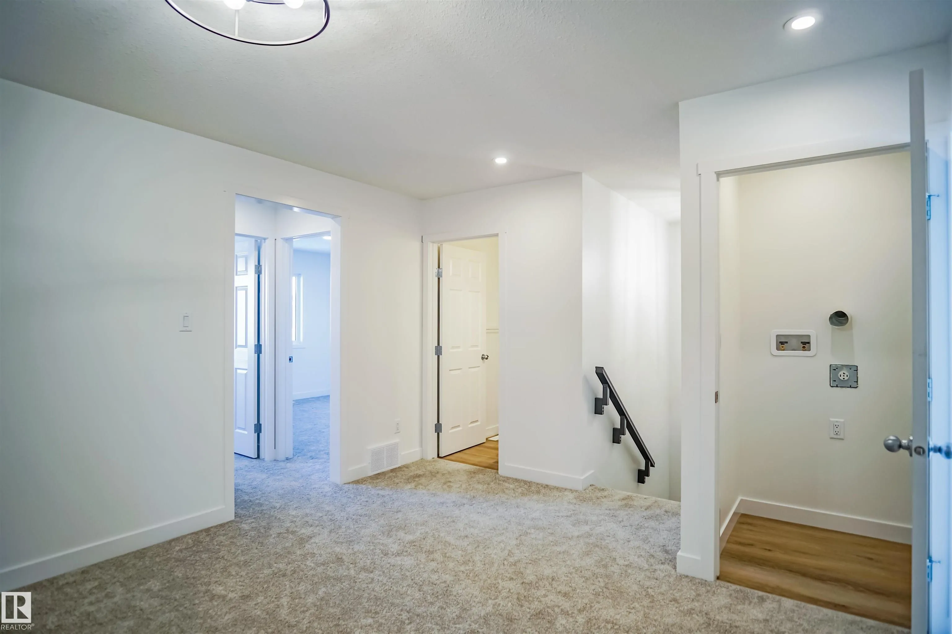 1724 WESTERRA Wynd