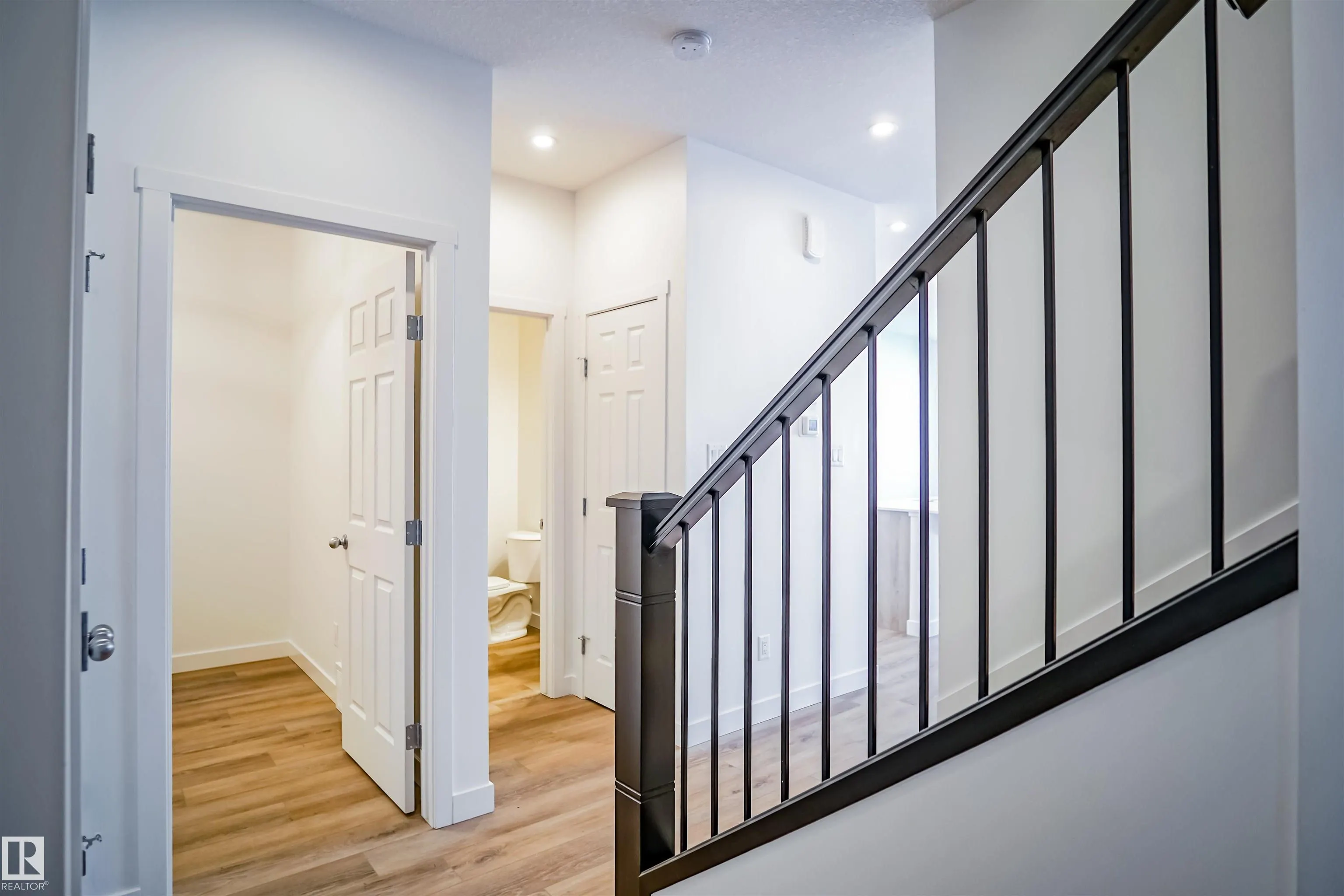 1724 WESTERRA Wynd