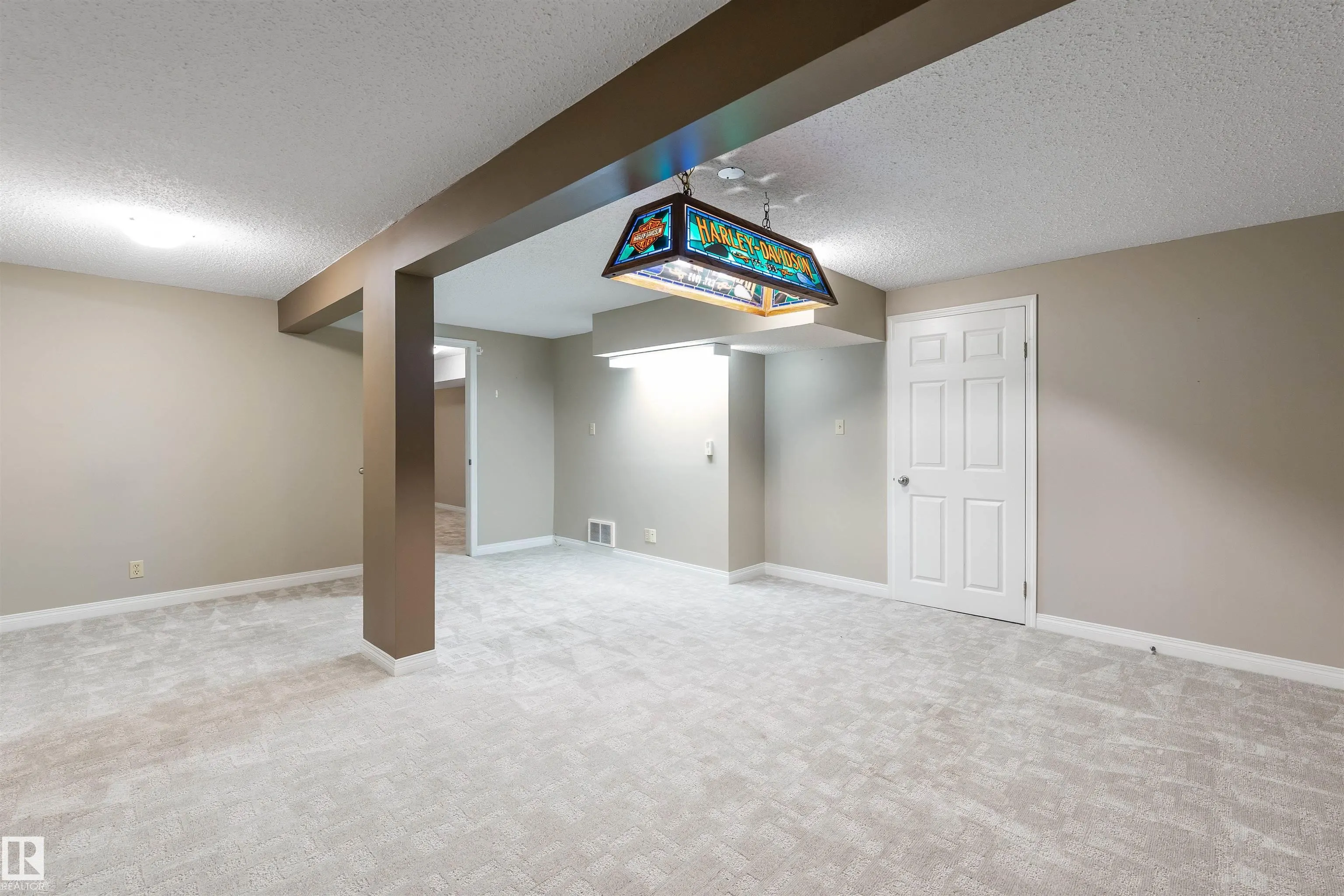81 LANGHOLM Drive