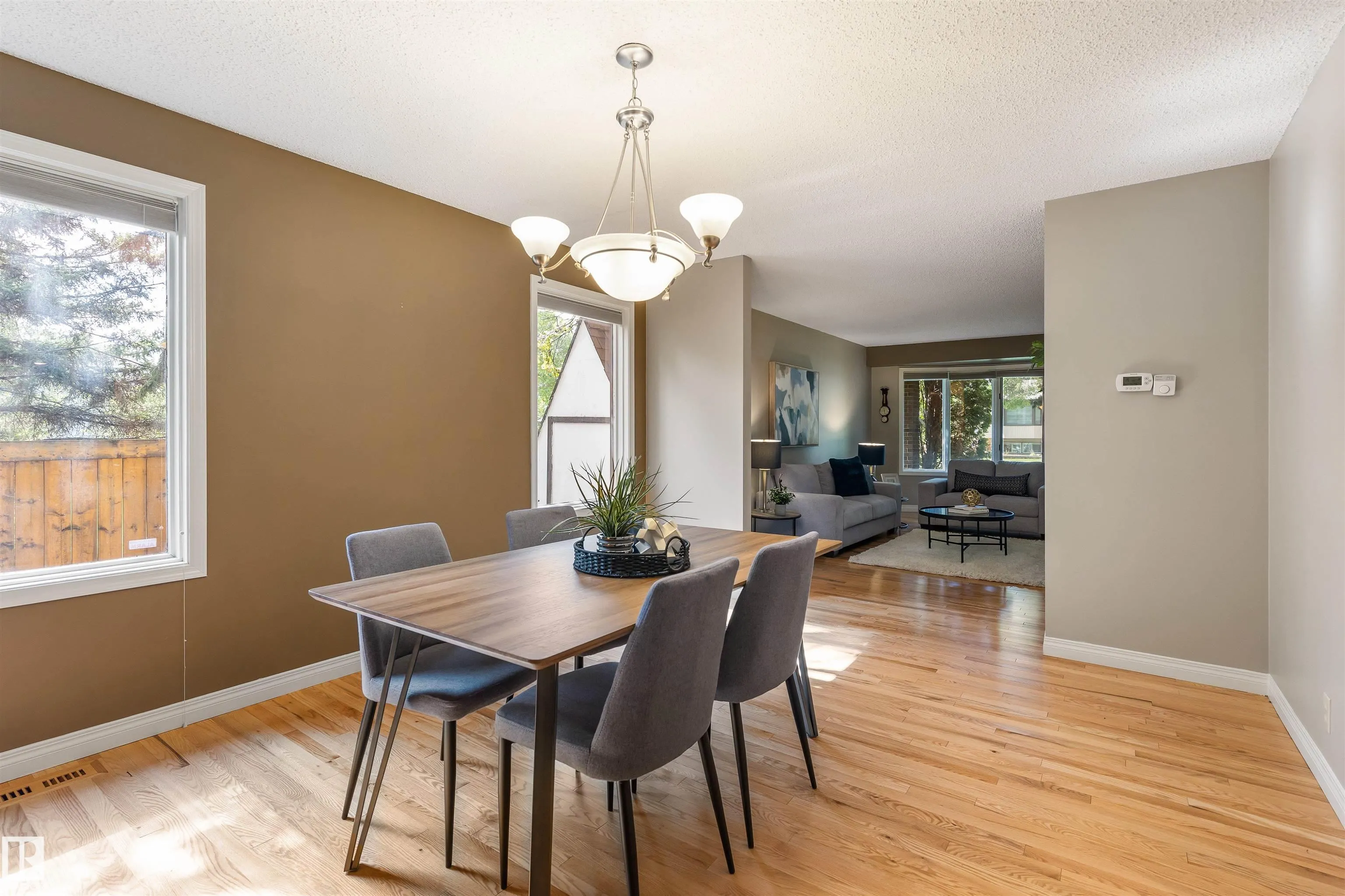 81 LANGHOLM Drive