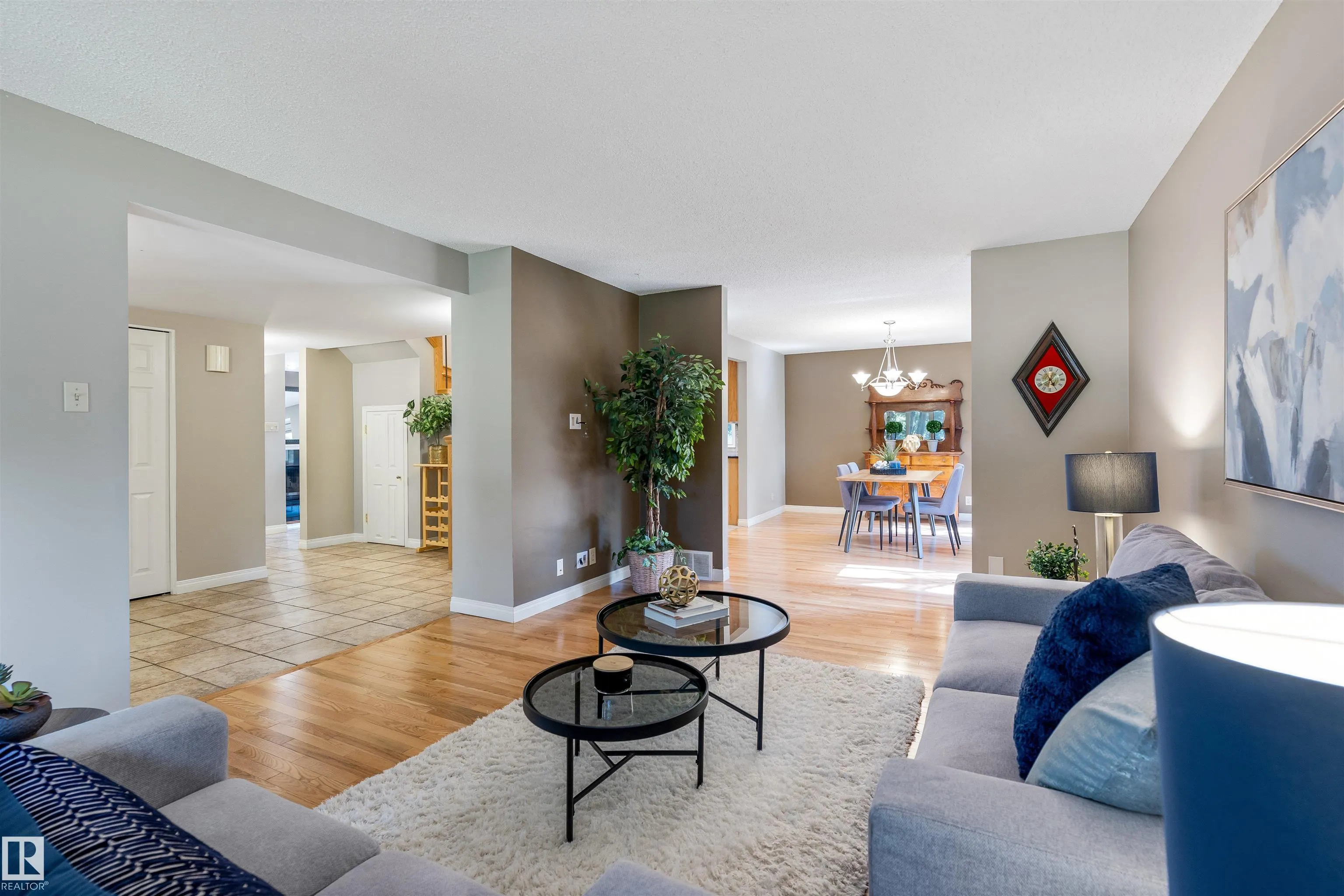 81 LANGHOLM Drive