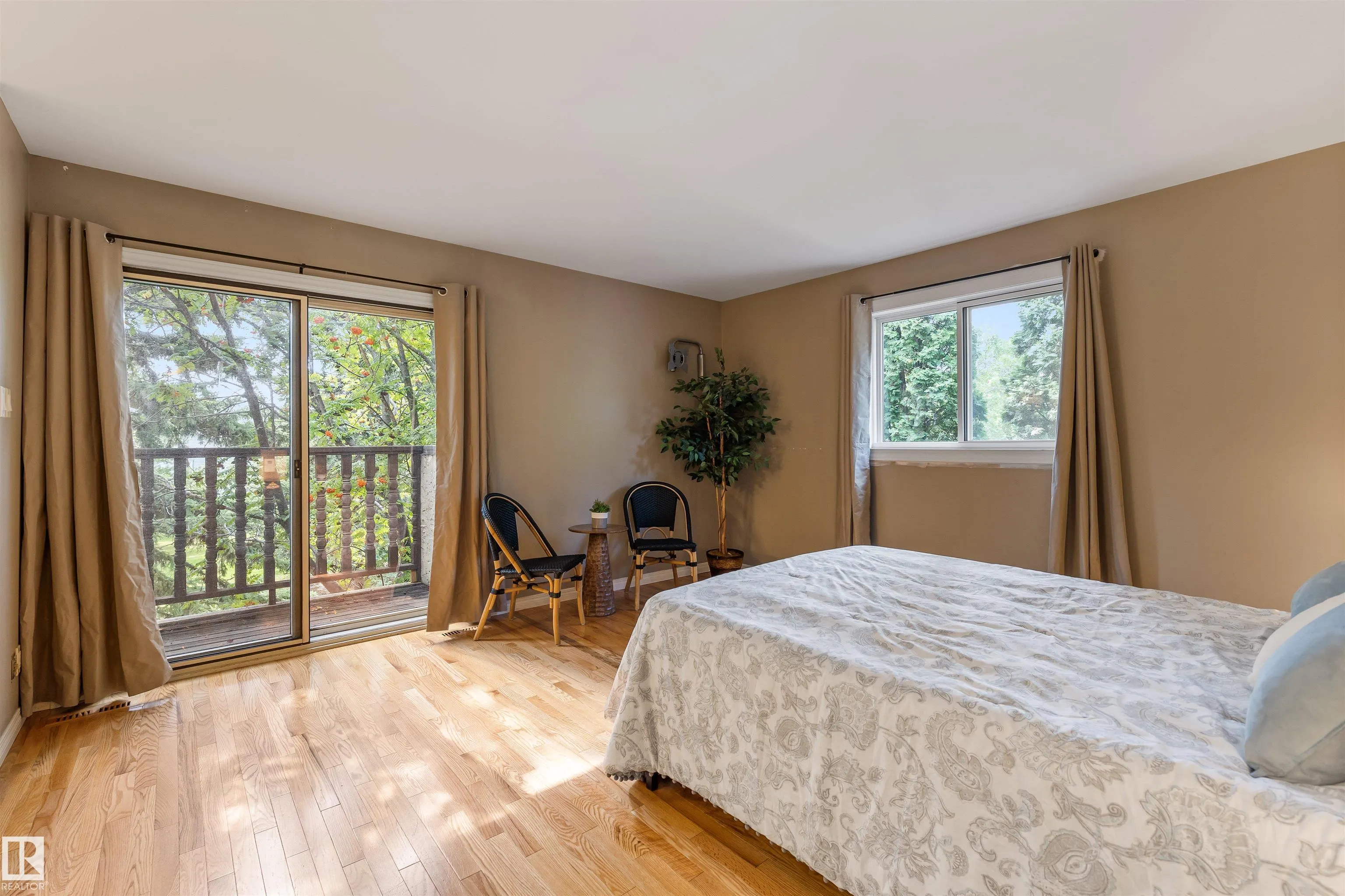 81 LANGHOLM Drive