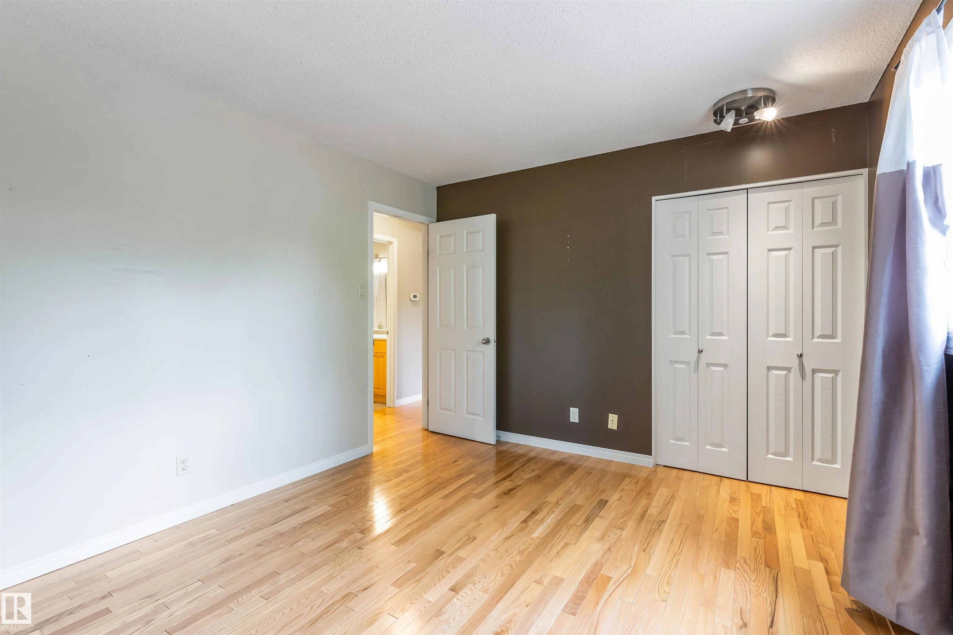 81 LANGHOLM Drive