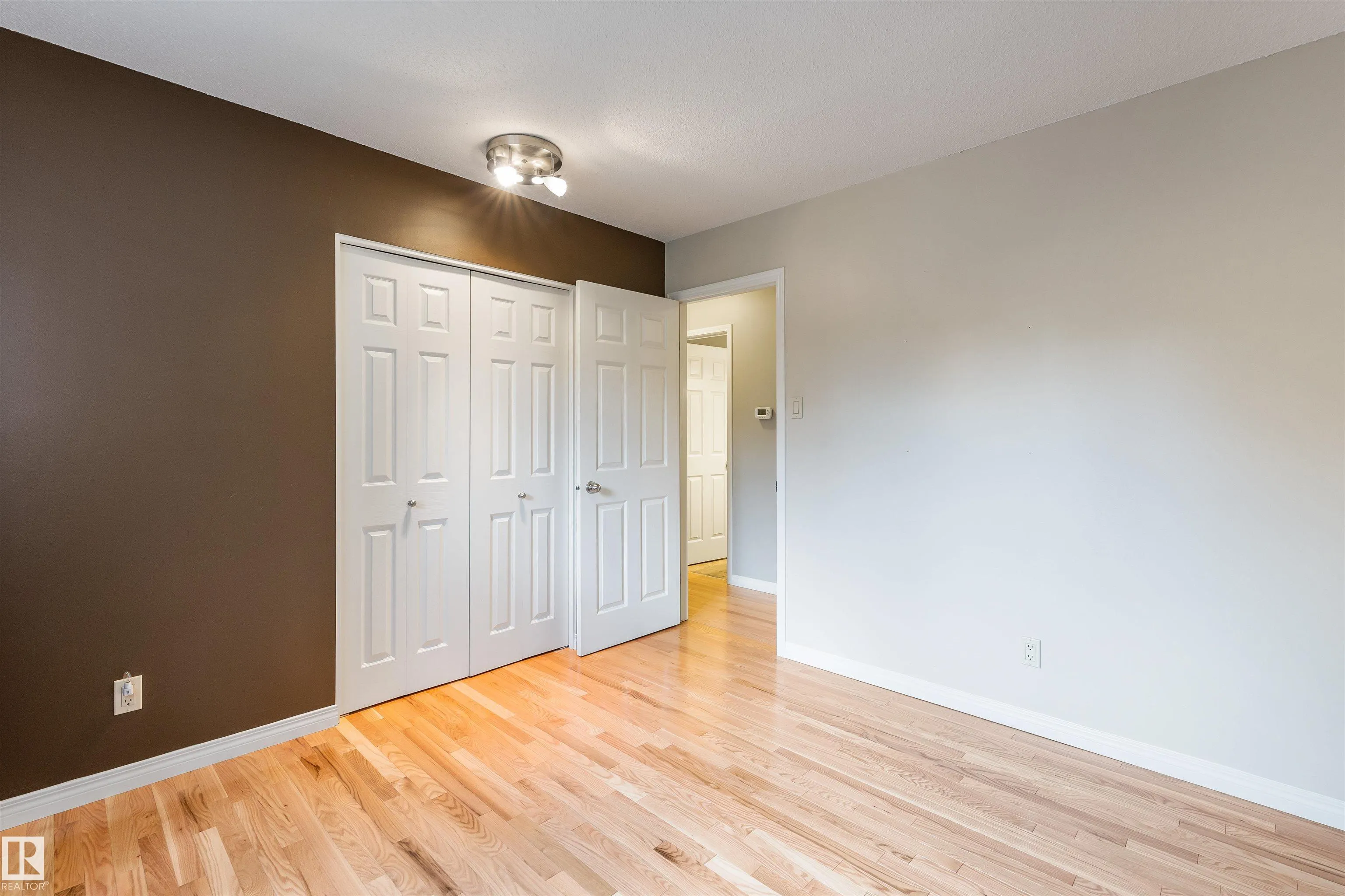 81 LANGHOLM Drive