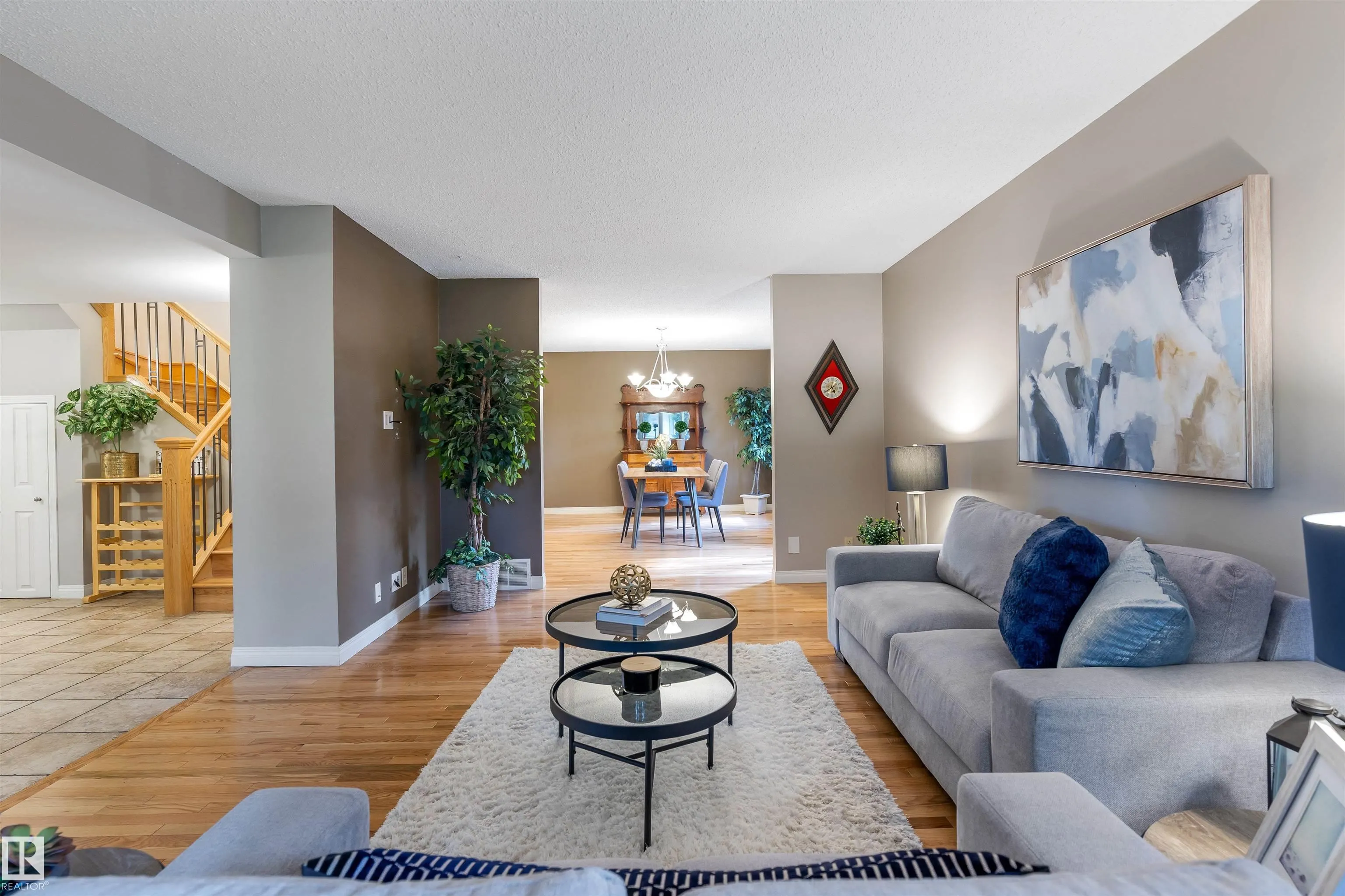 81 LANGHOLM Drive