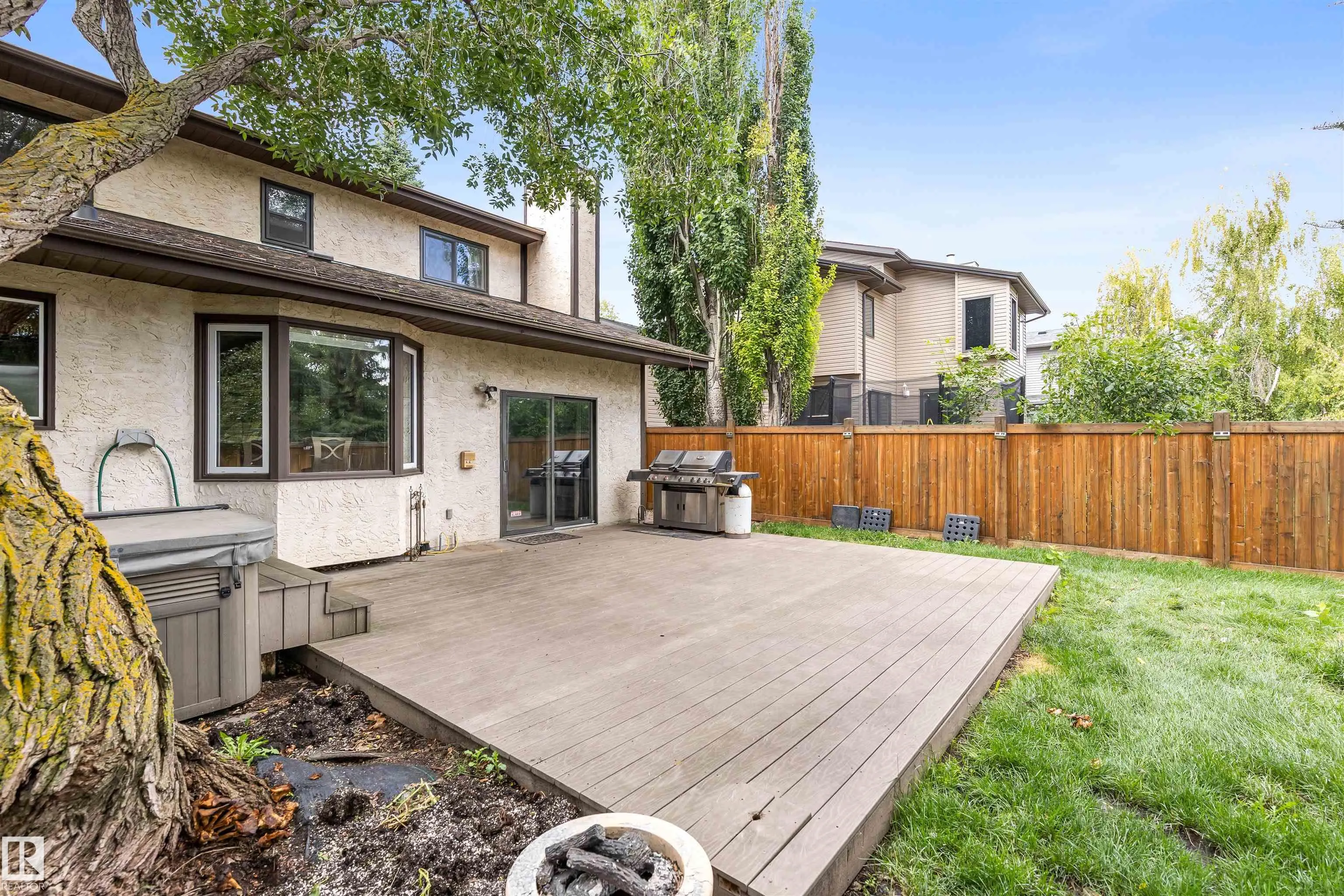 81 LANGHOLM Drive