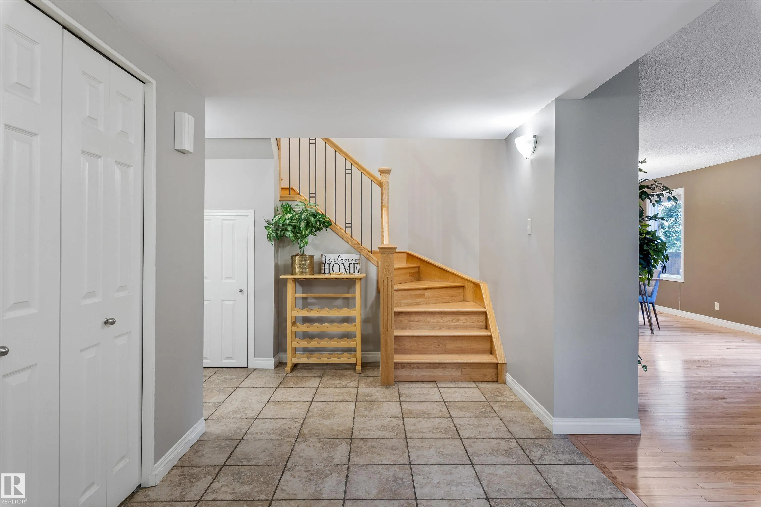 81 LANGHOLM Drive