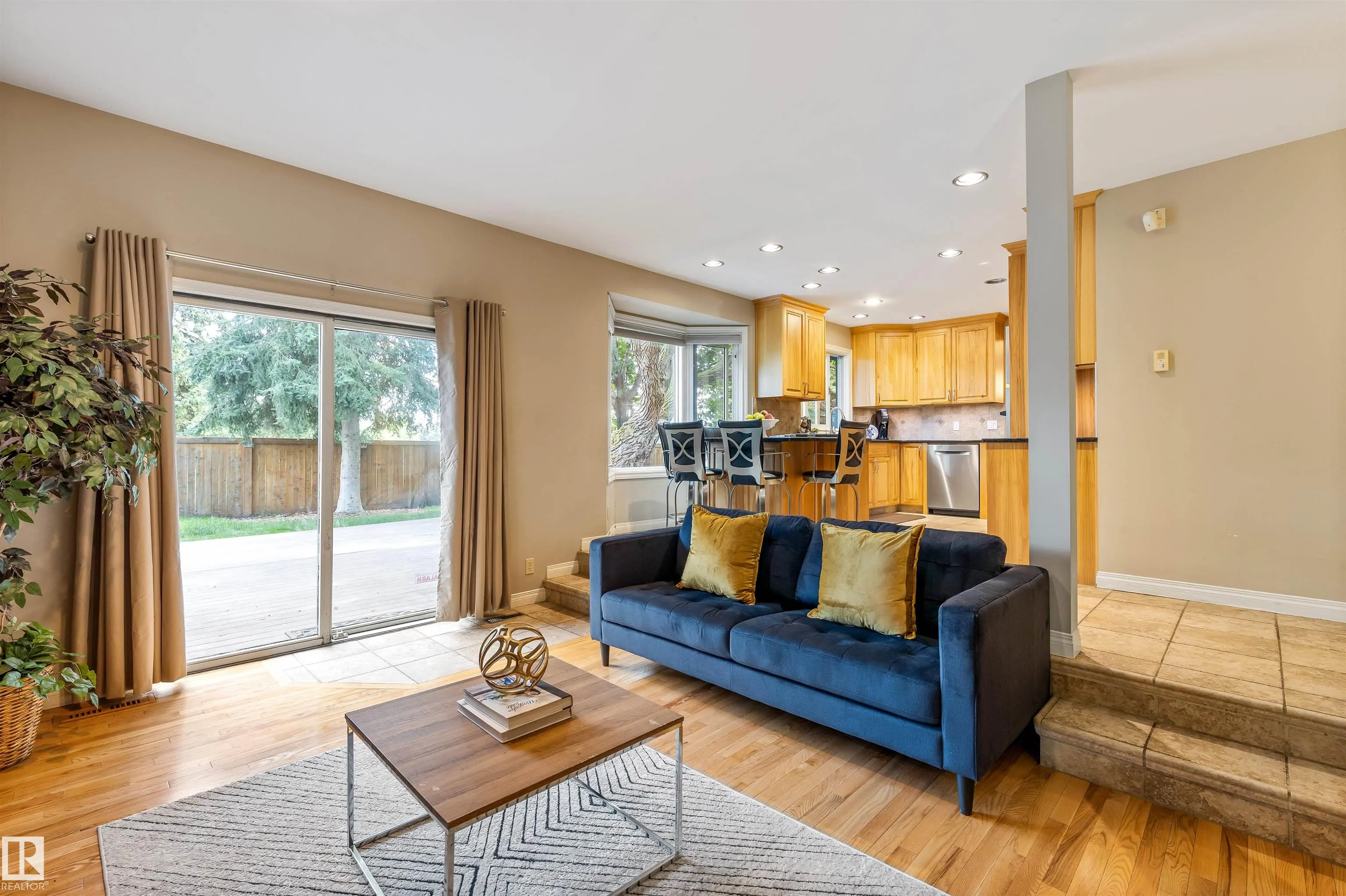 81 LANGHOLM Drive