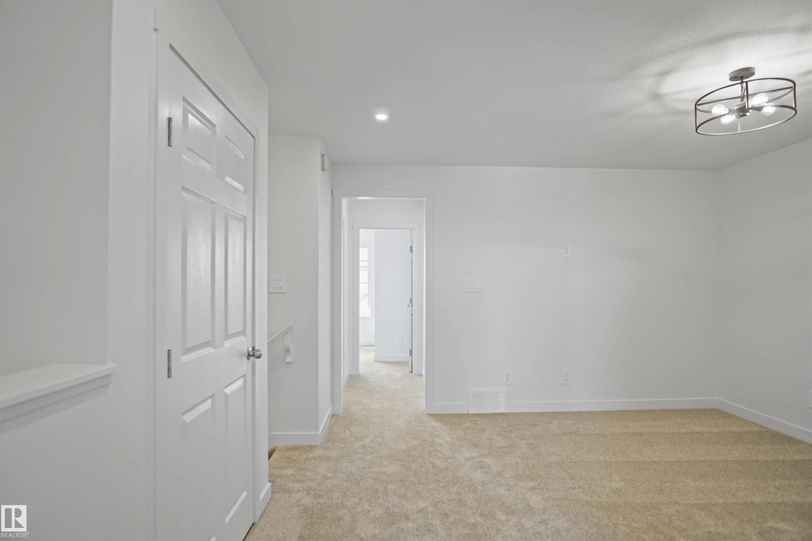 1726 WESTERRA Wynd
