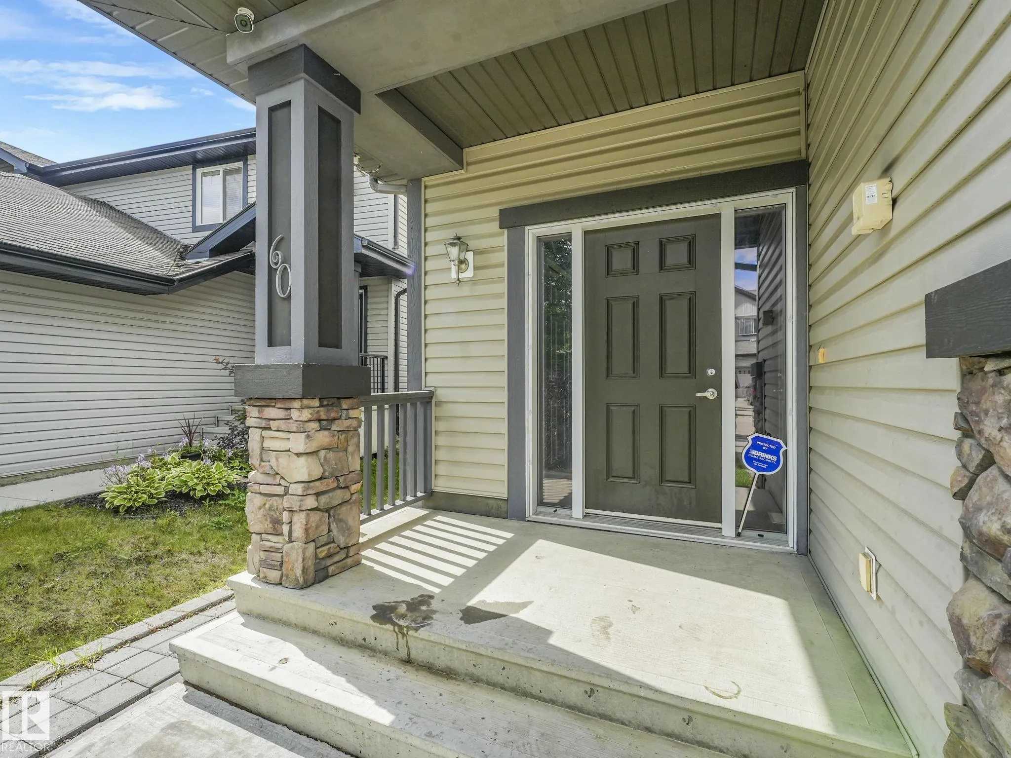 60 CALVERT Wynd