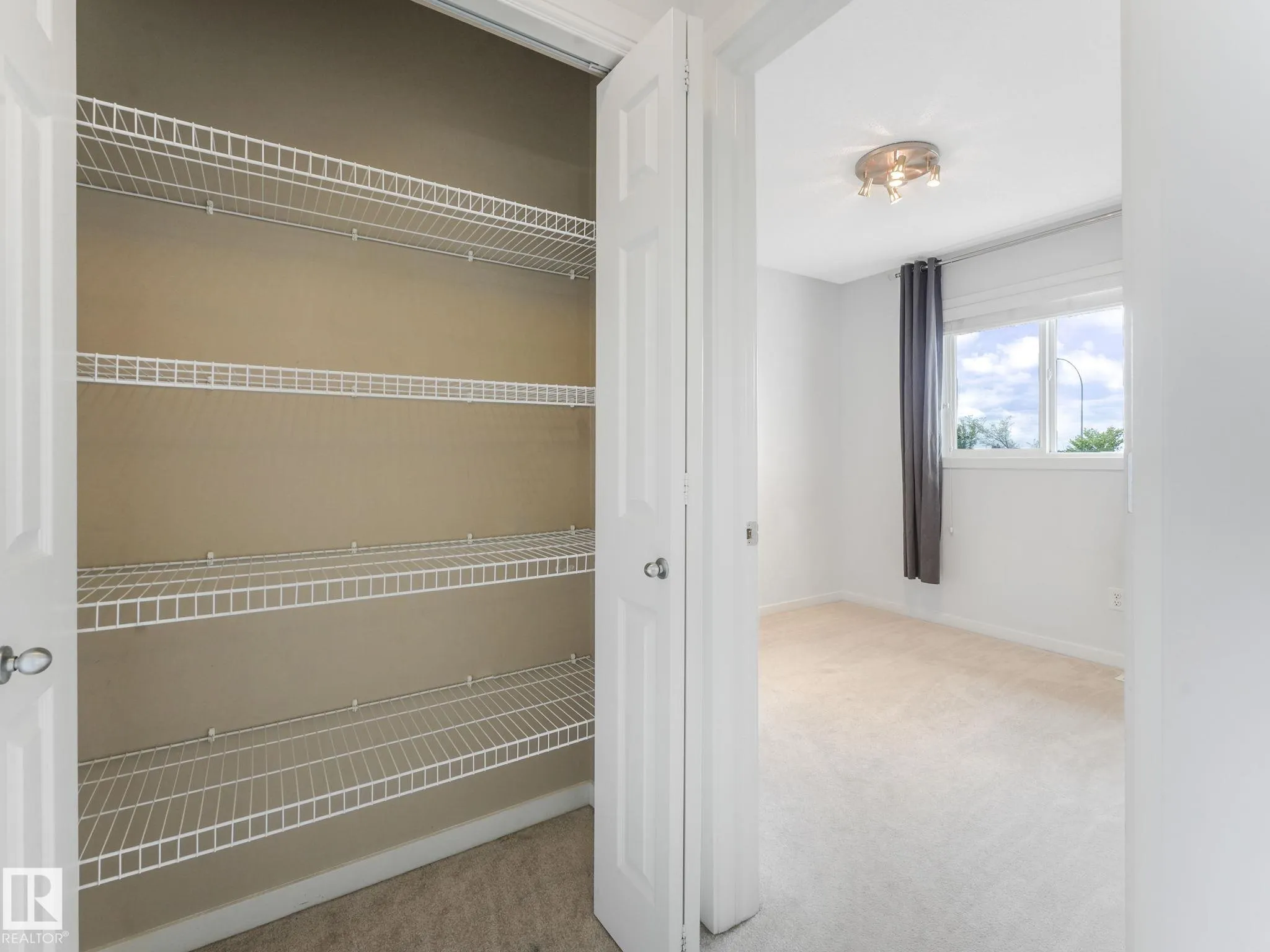 60 CALVERT Wynd