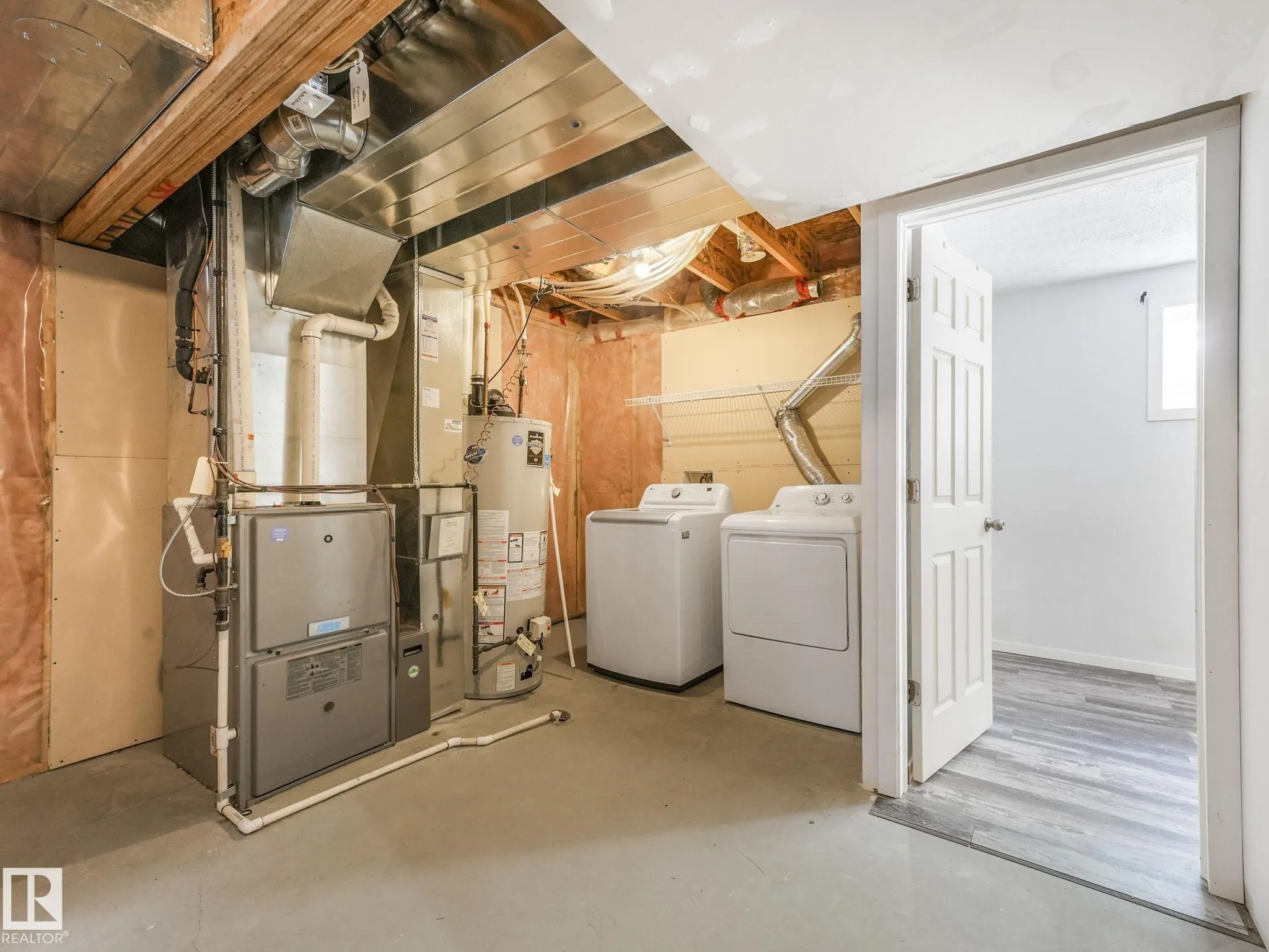 60 CALVERT Wynd