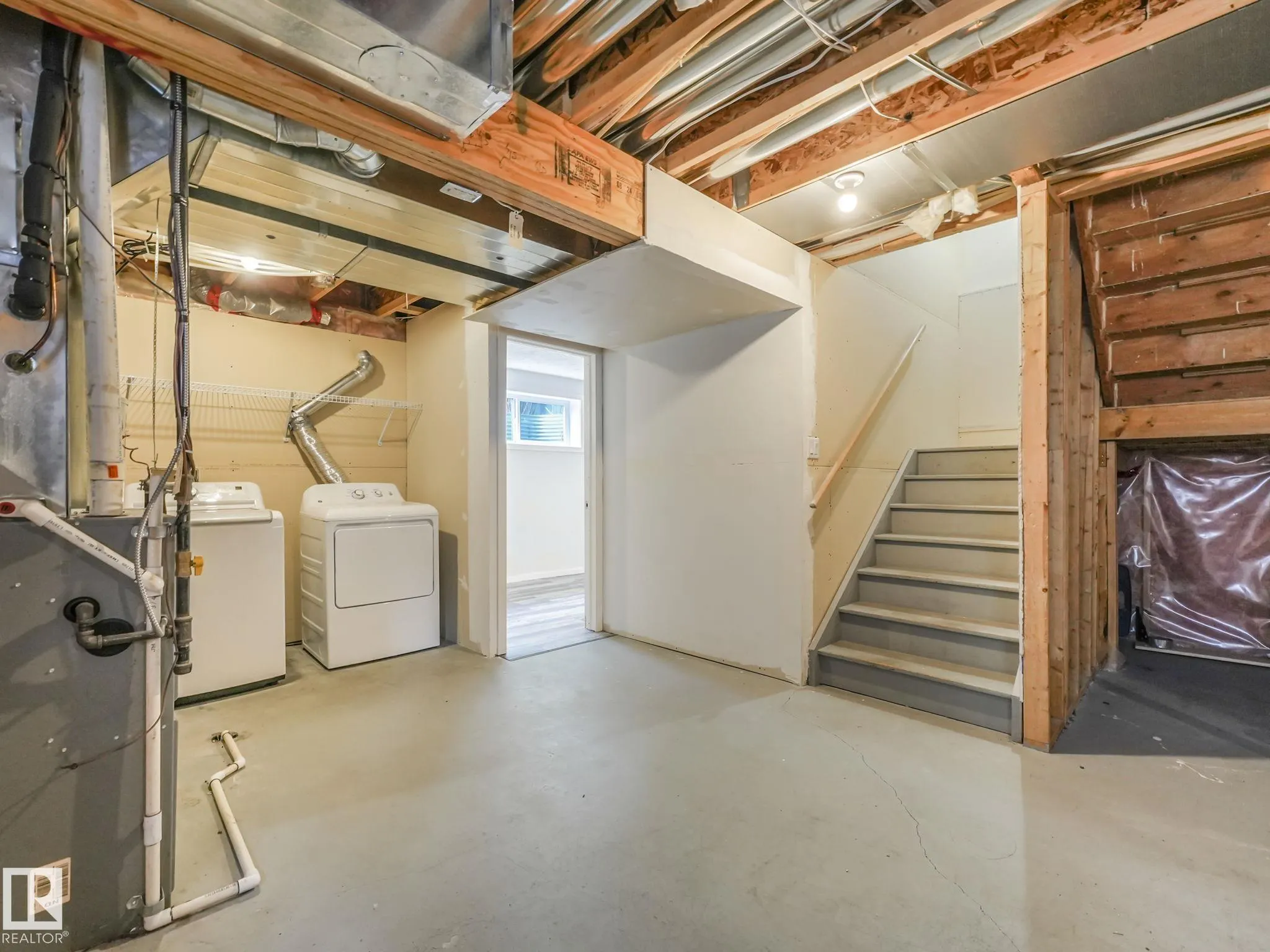 60 CALVERT Wynd