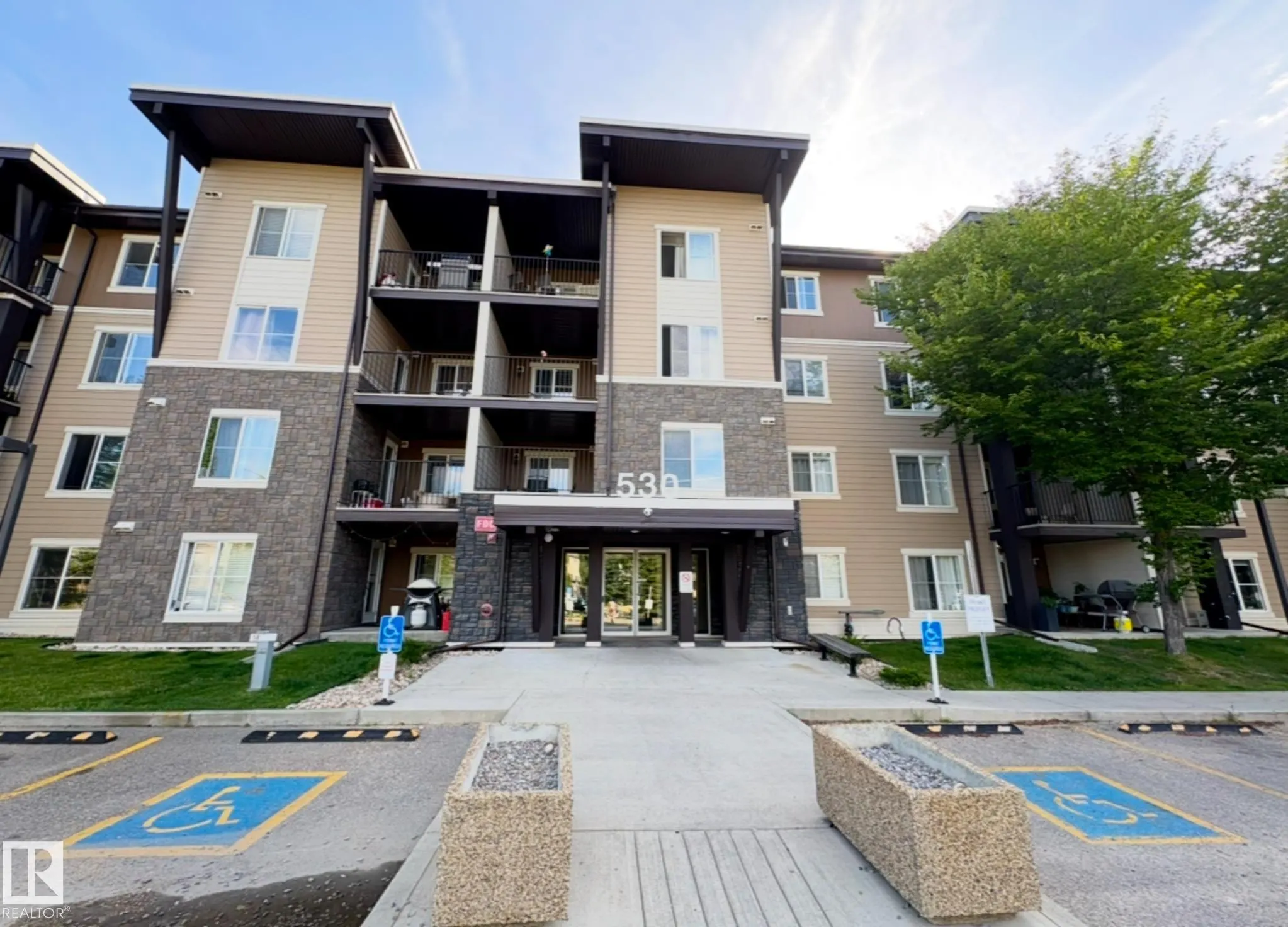 530 WATT Boulevard