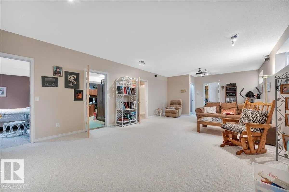 929 PICARD Drive