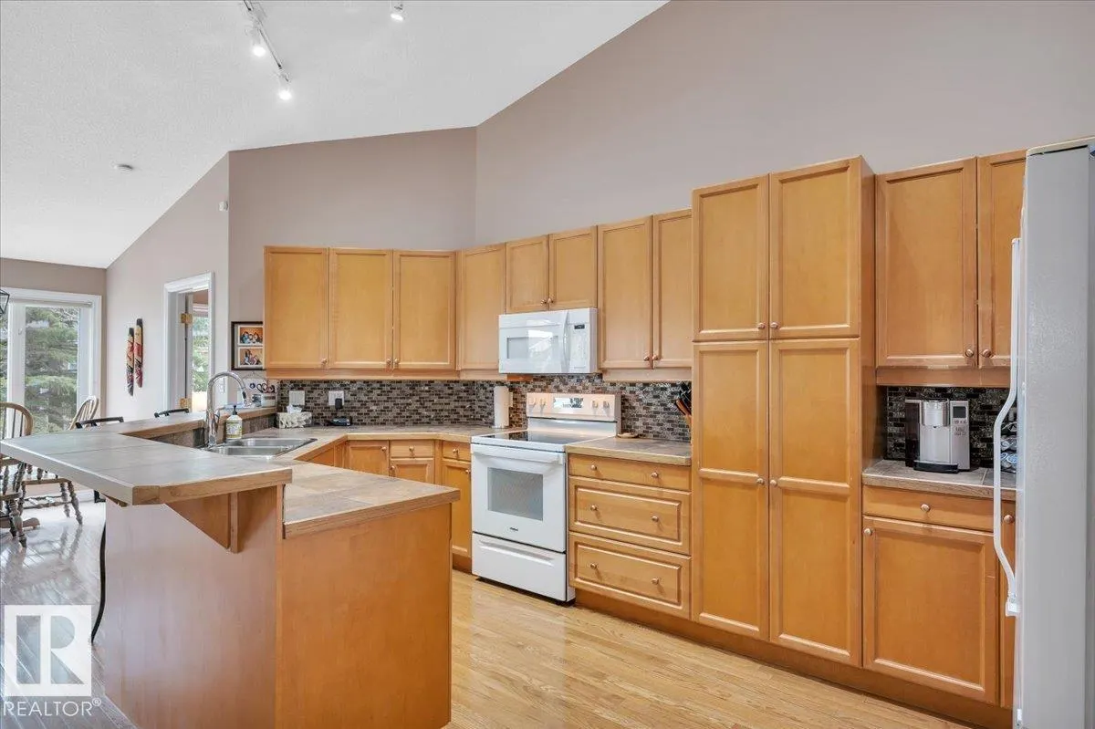 929 PICARD Drive