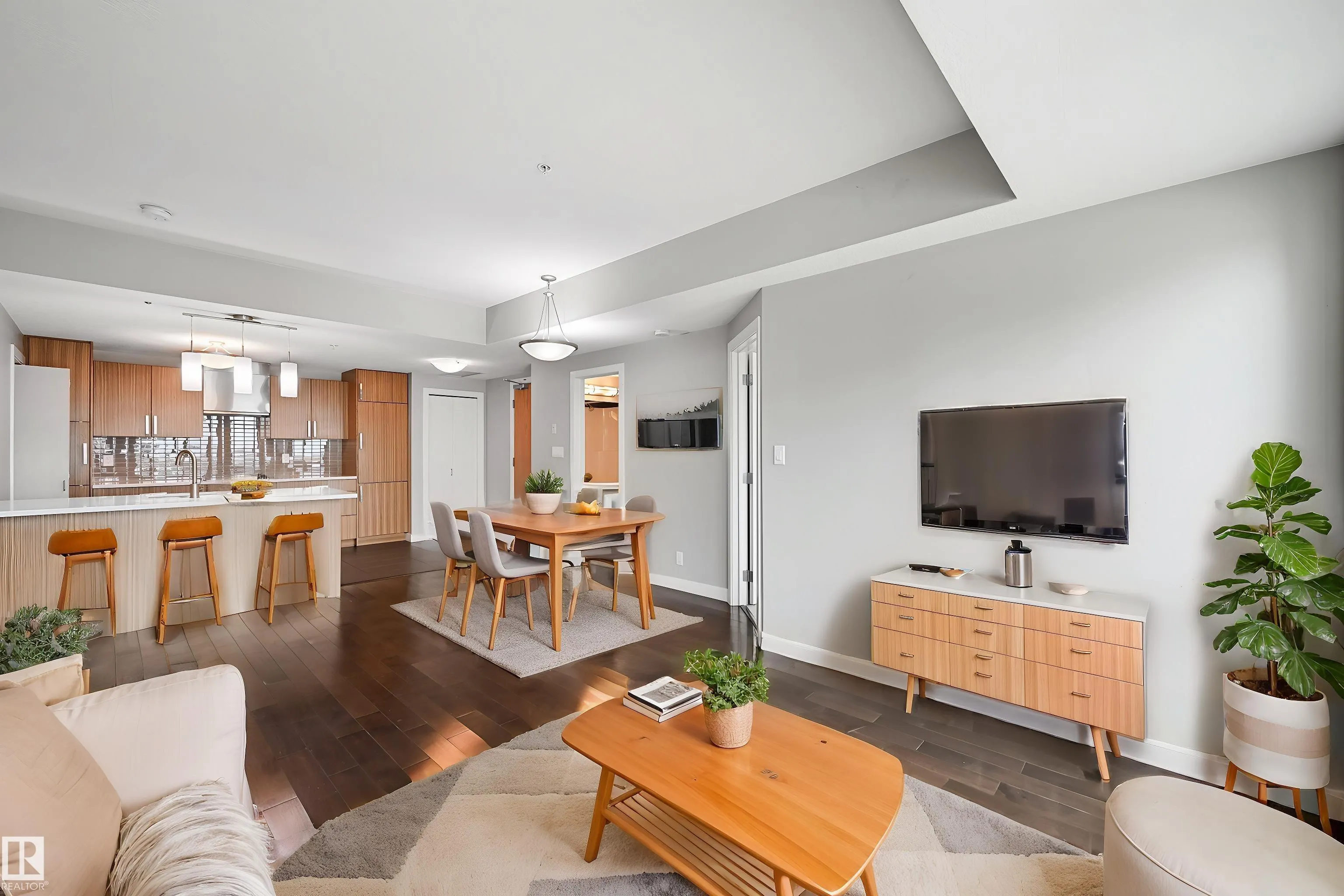 10055 118 Street