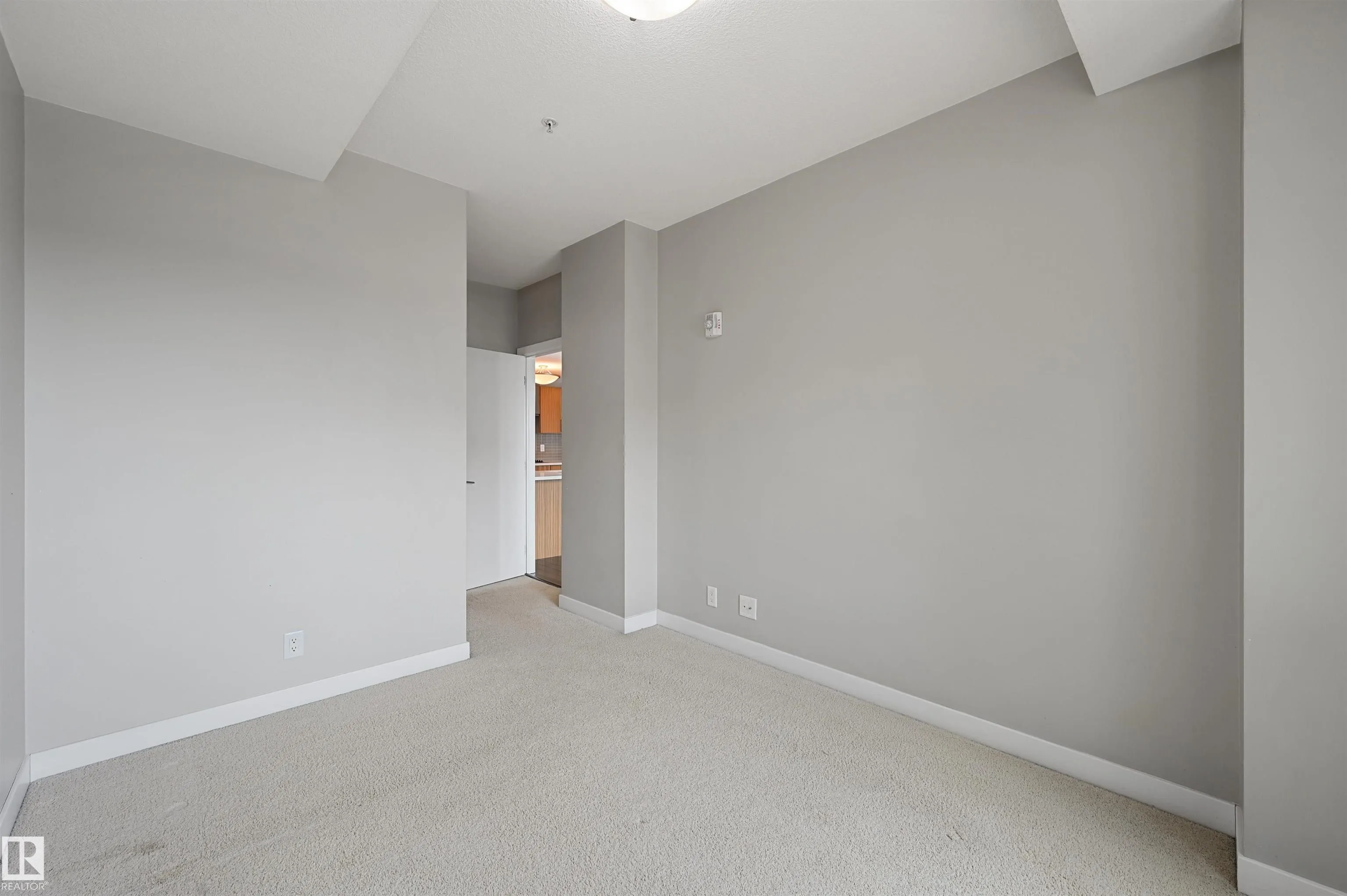 10055 118 Street