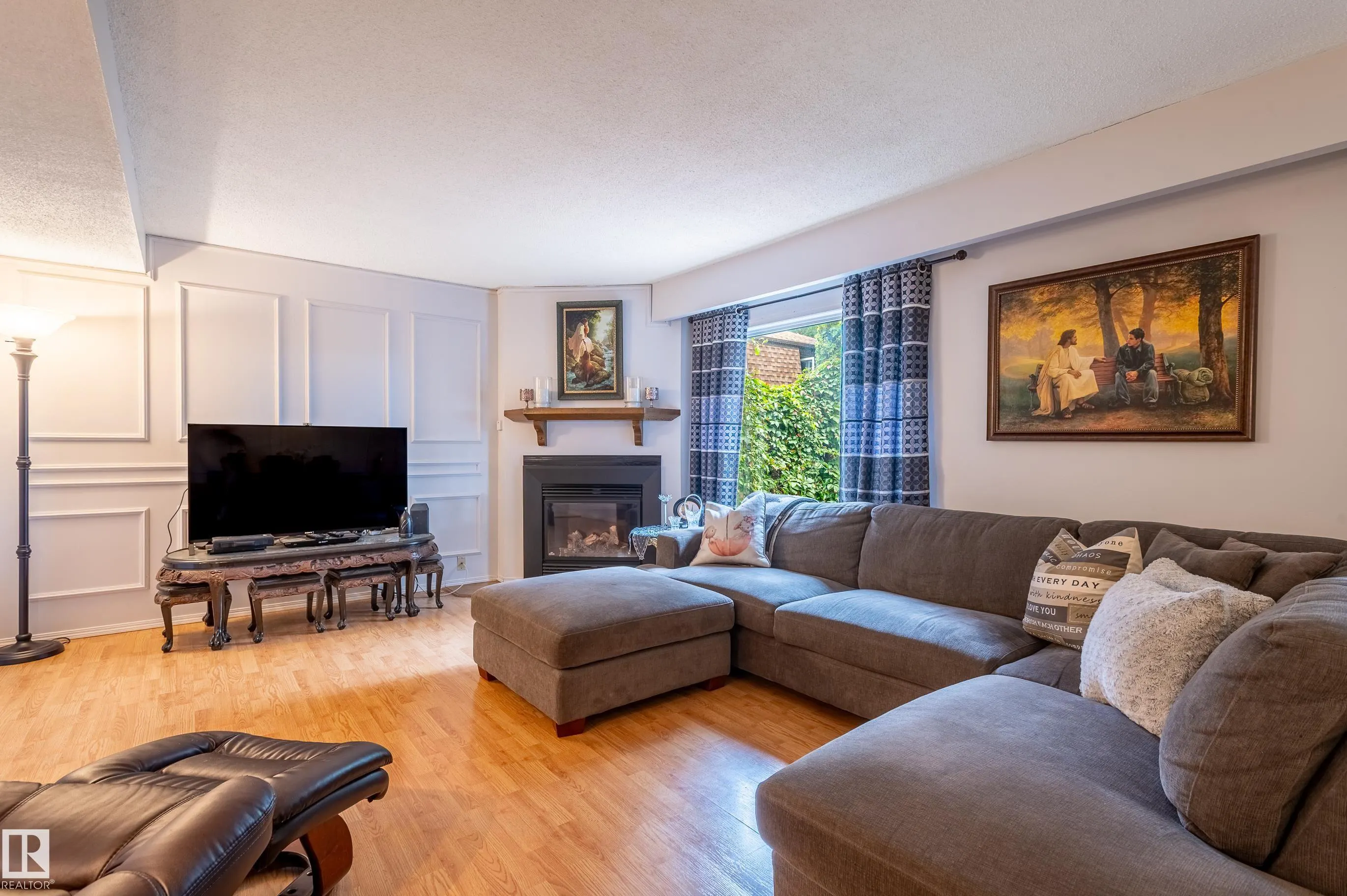 91 Grandin Woods Estates