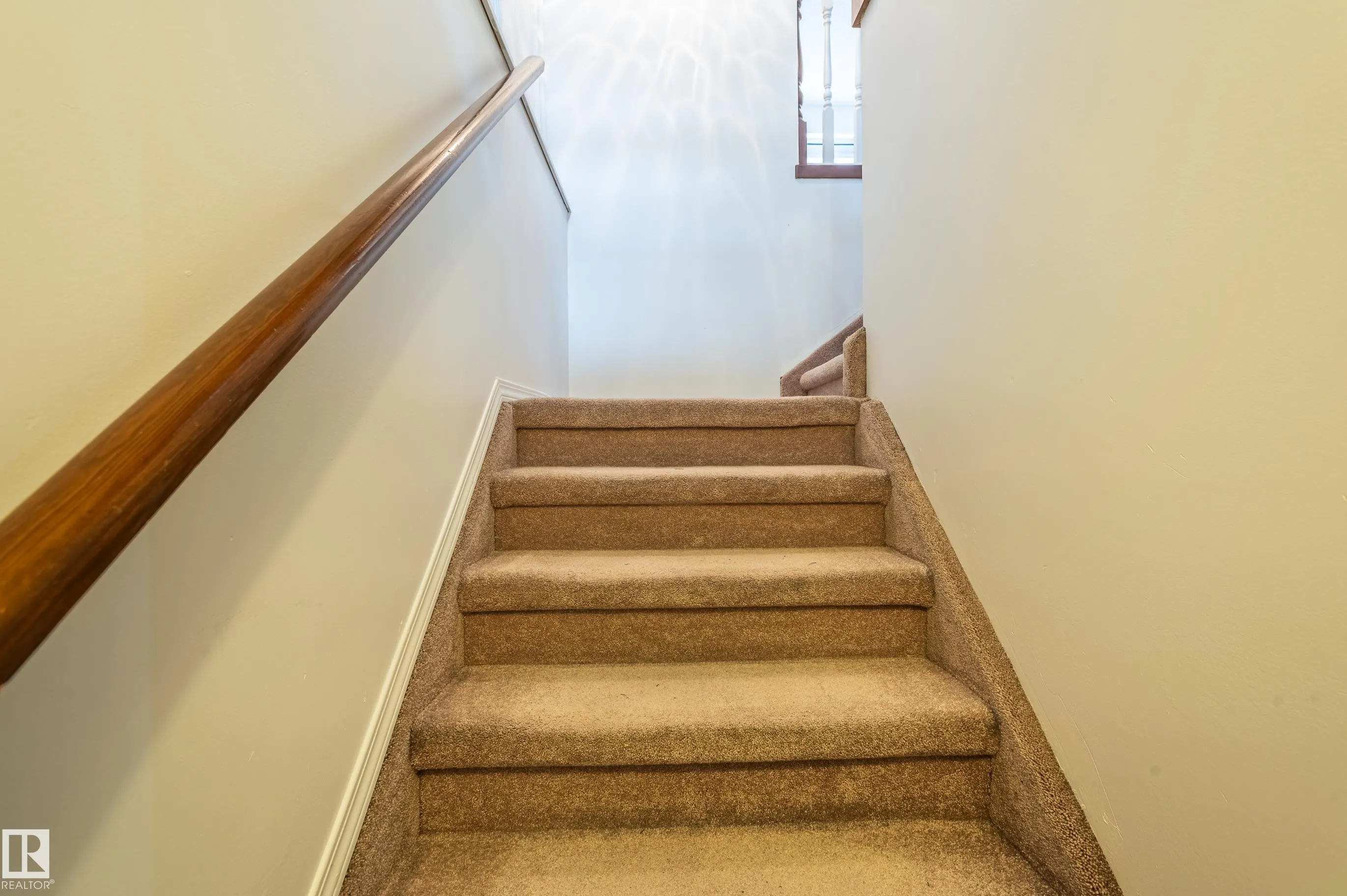 91 Grandin Woods Estates