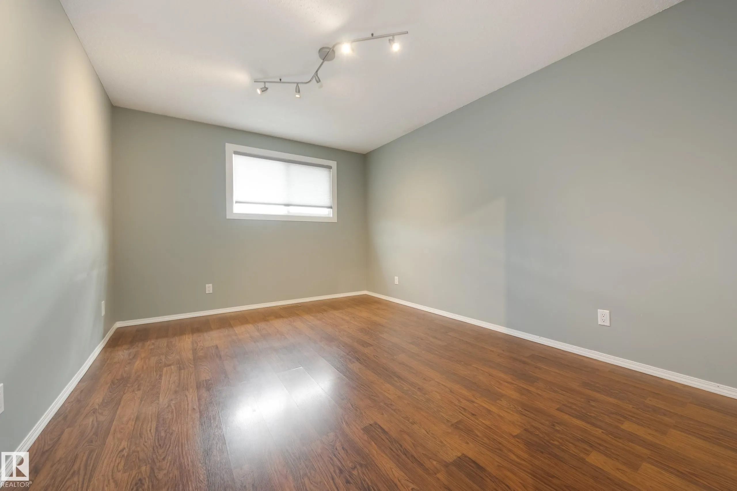 13069 34 Street