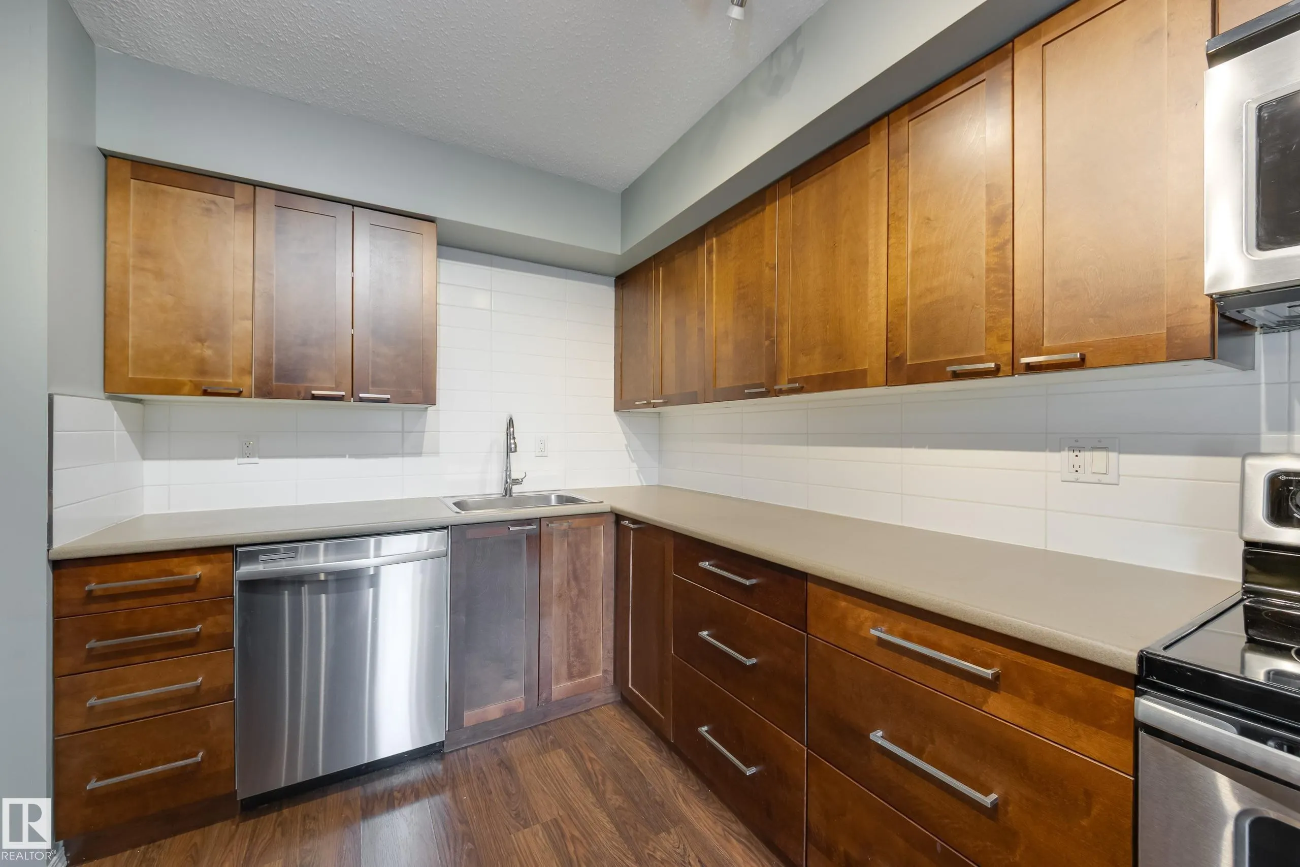 13069 34 Street