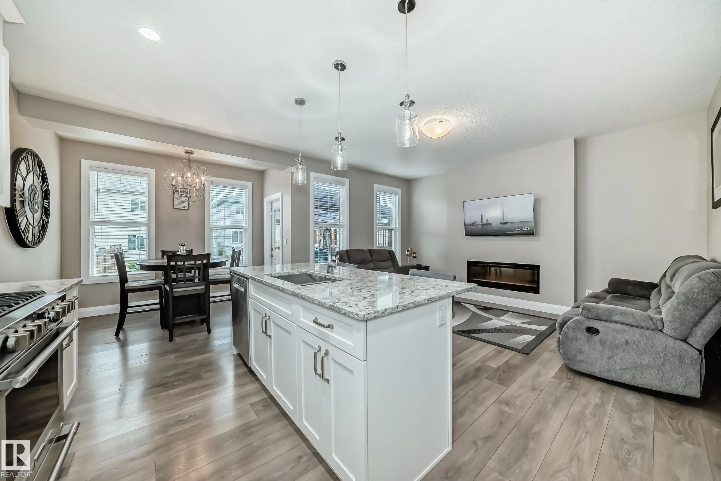 1348 SOUTH CREEK Link