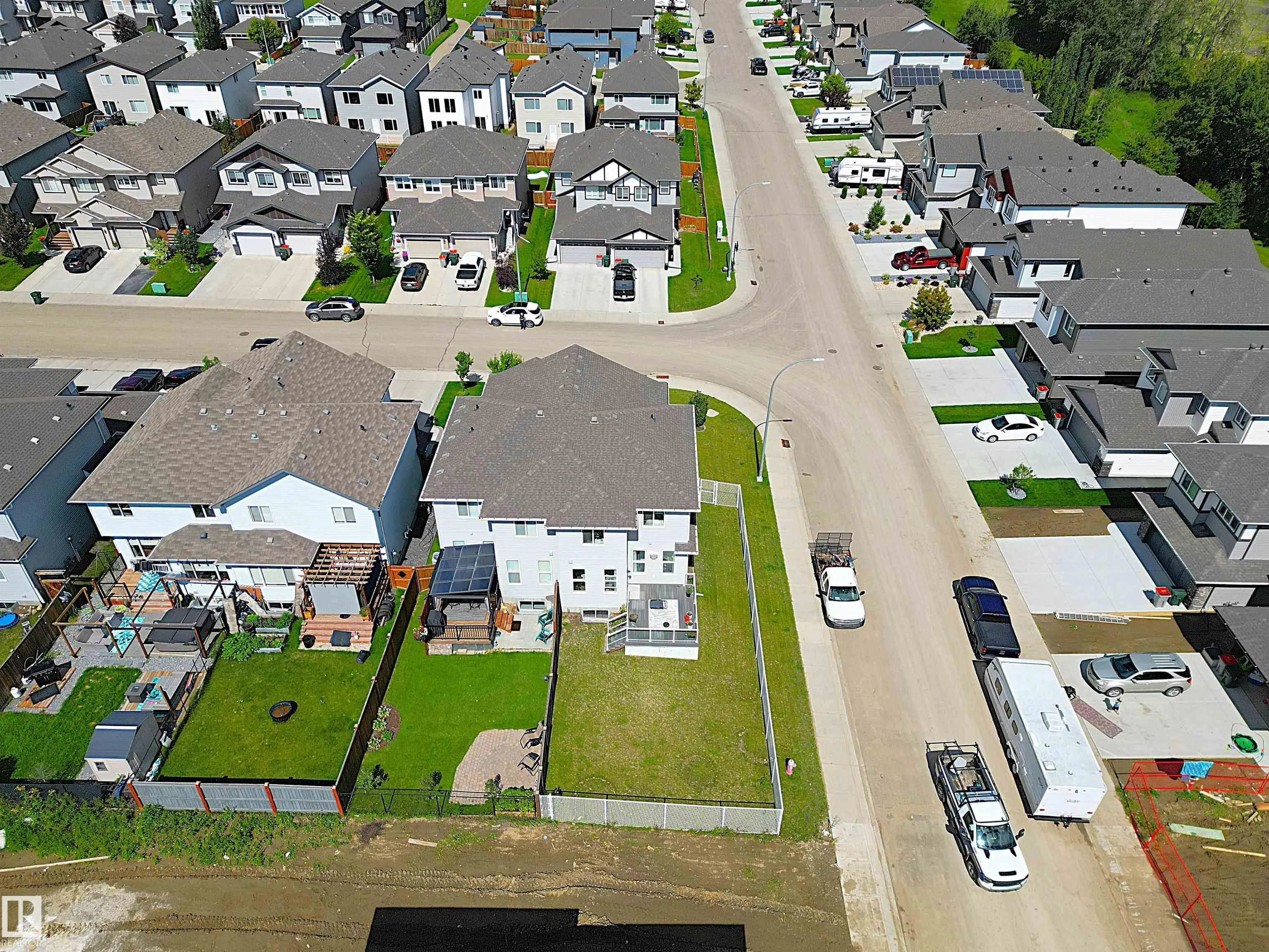 1348 SOUTH CREEK Link