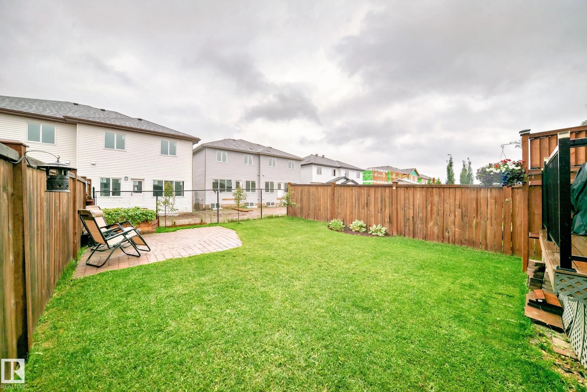 1348 SOUTH CREEK Link