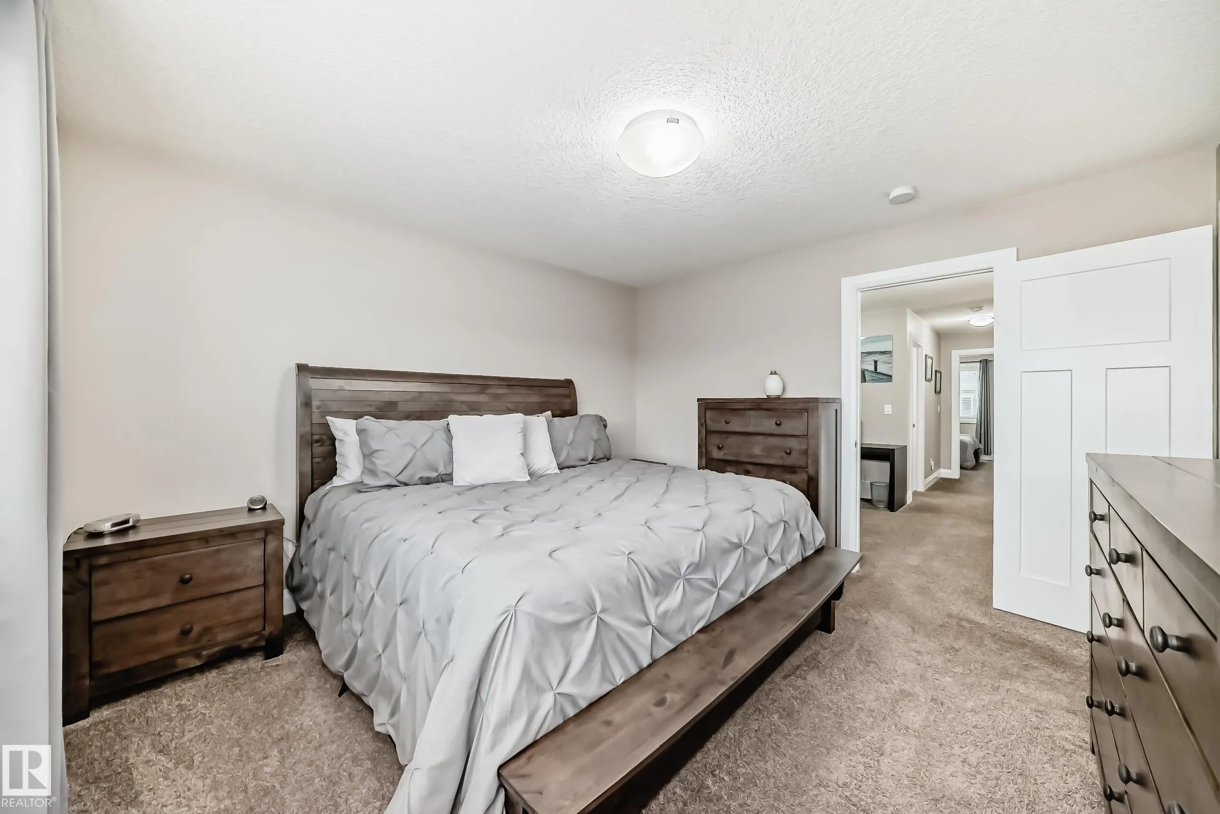 1348 SOUTH CREEK Link