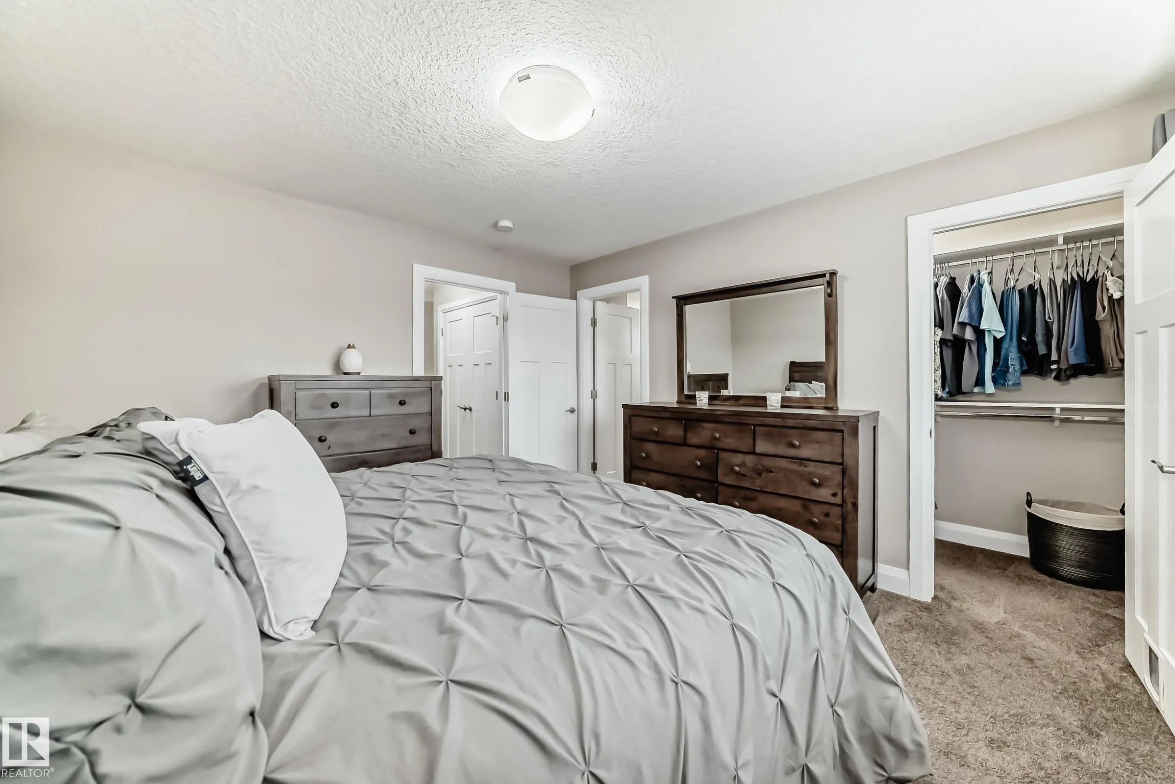1348 SOUTH CREEK Link