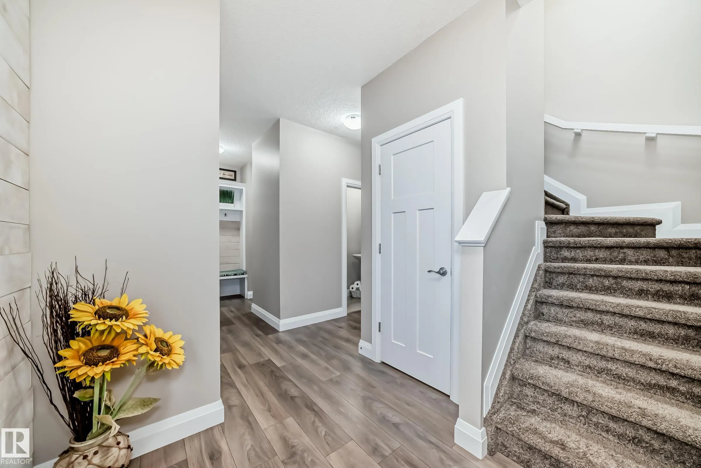 1348 SOUTH CREEK Link