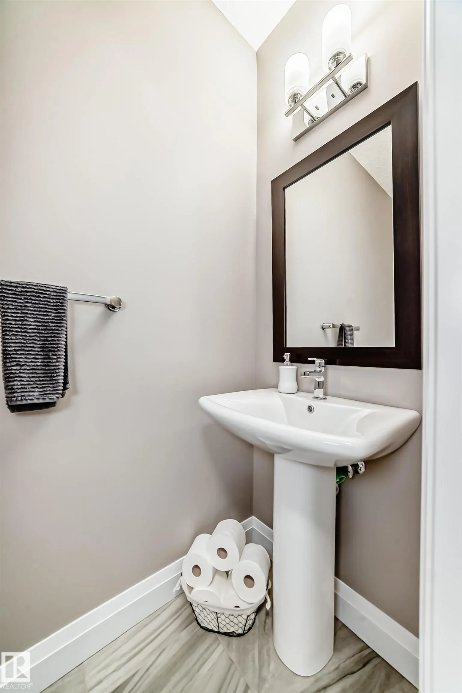 1348 SOUTH CREEK Link