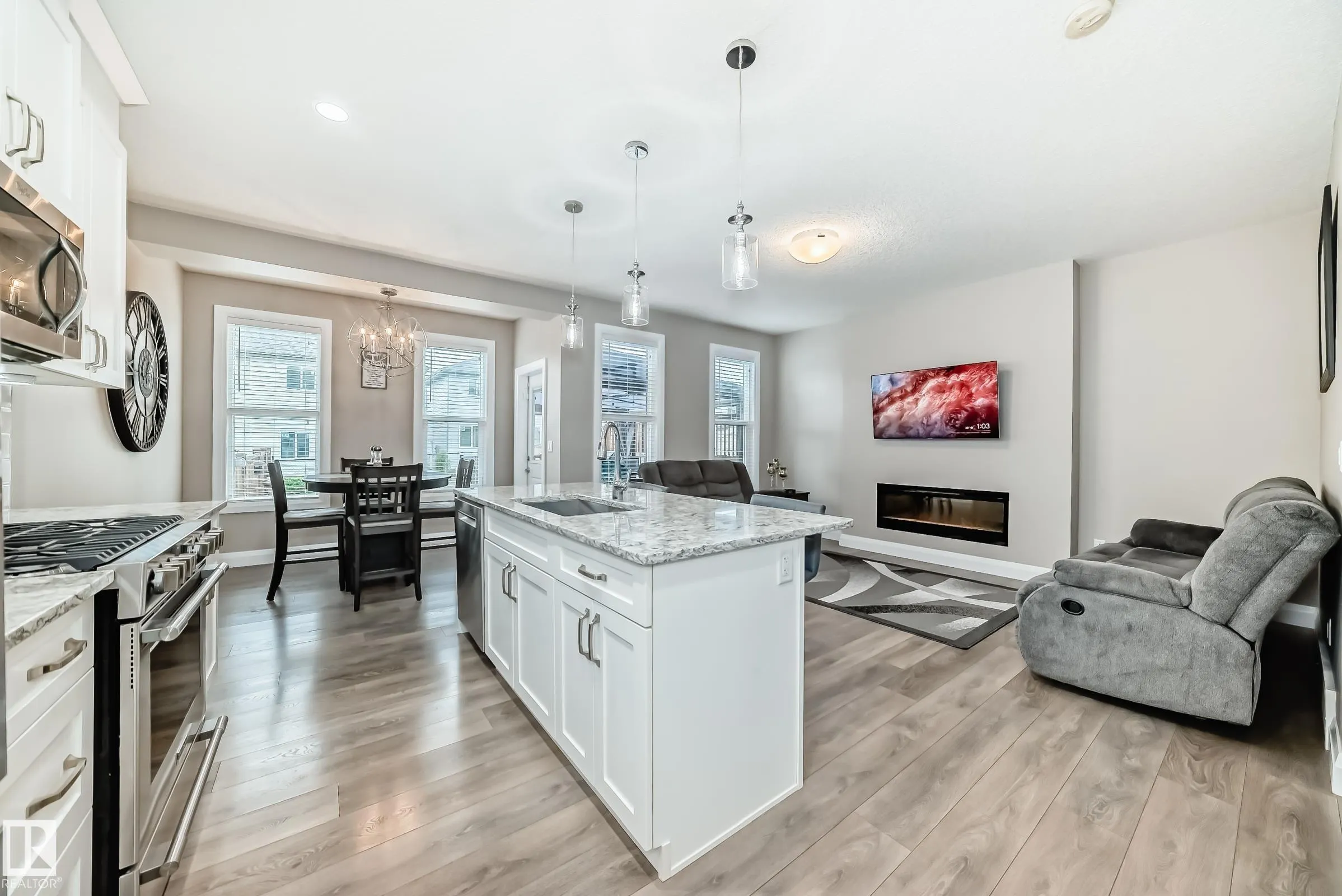1348 SOUTH CREEK Link