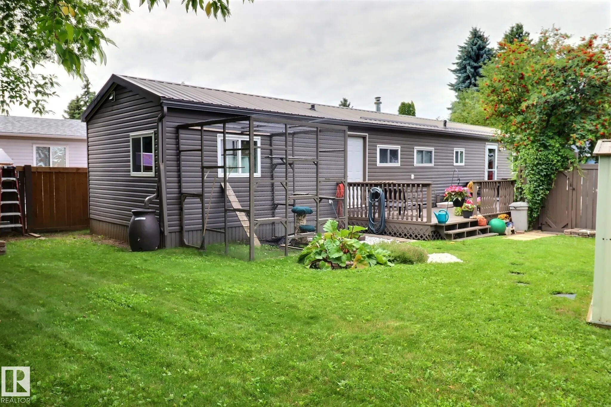117 West View Crescent