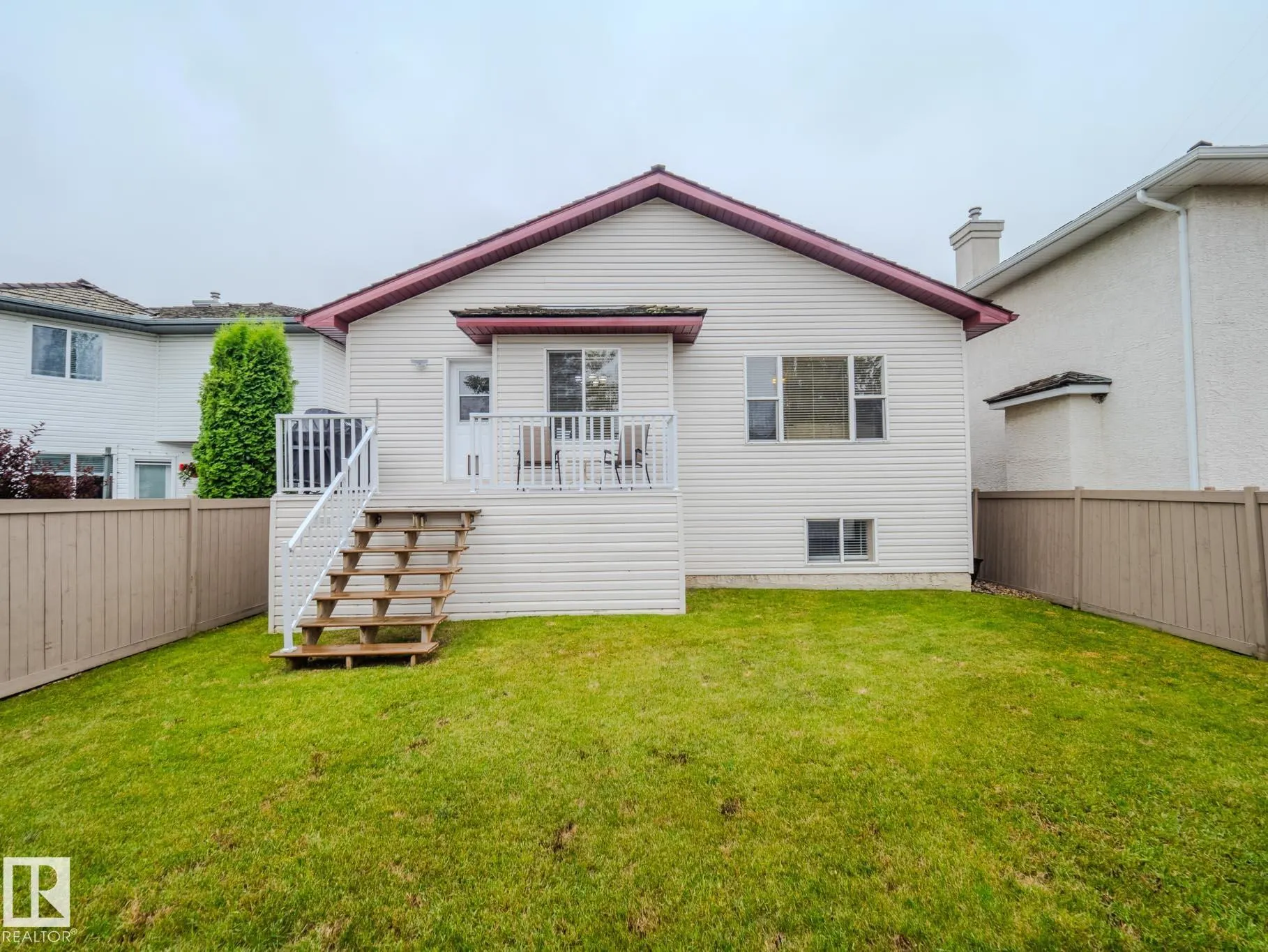 212 NEWCASTLE Crescent