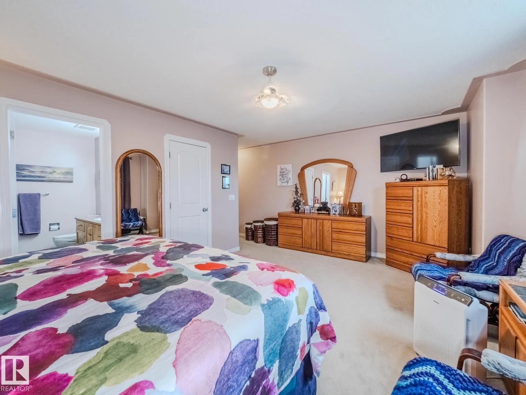 212 NEWCASTLE Crescent